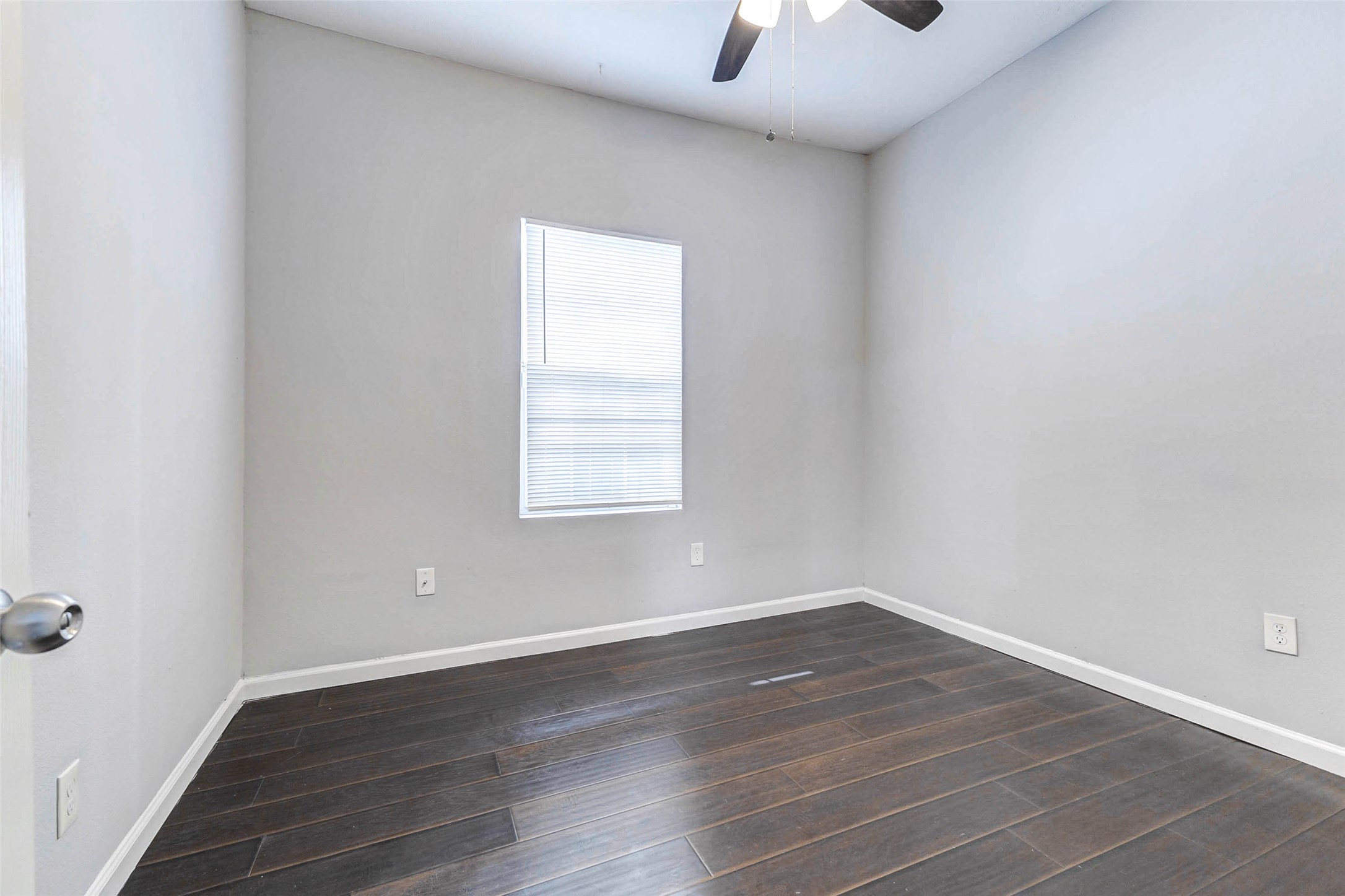 1606 Ruthven Property Photo 14