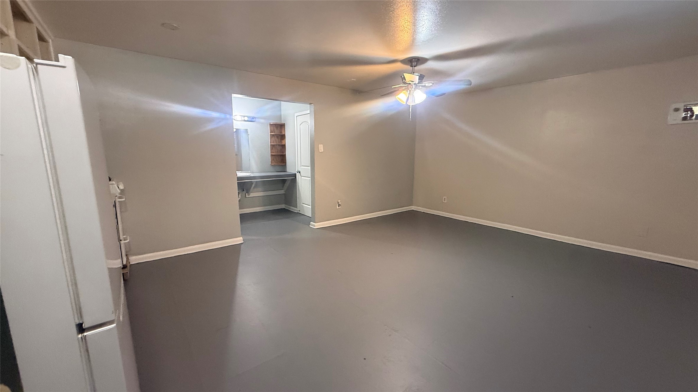 219 West Alabama 23 Property Photo 1