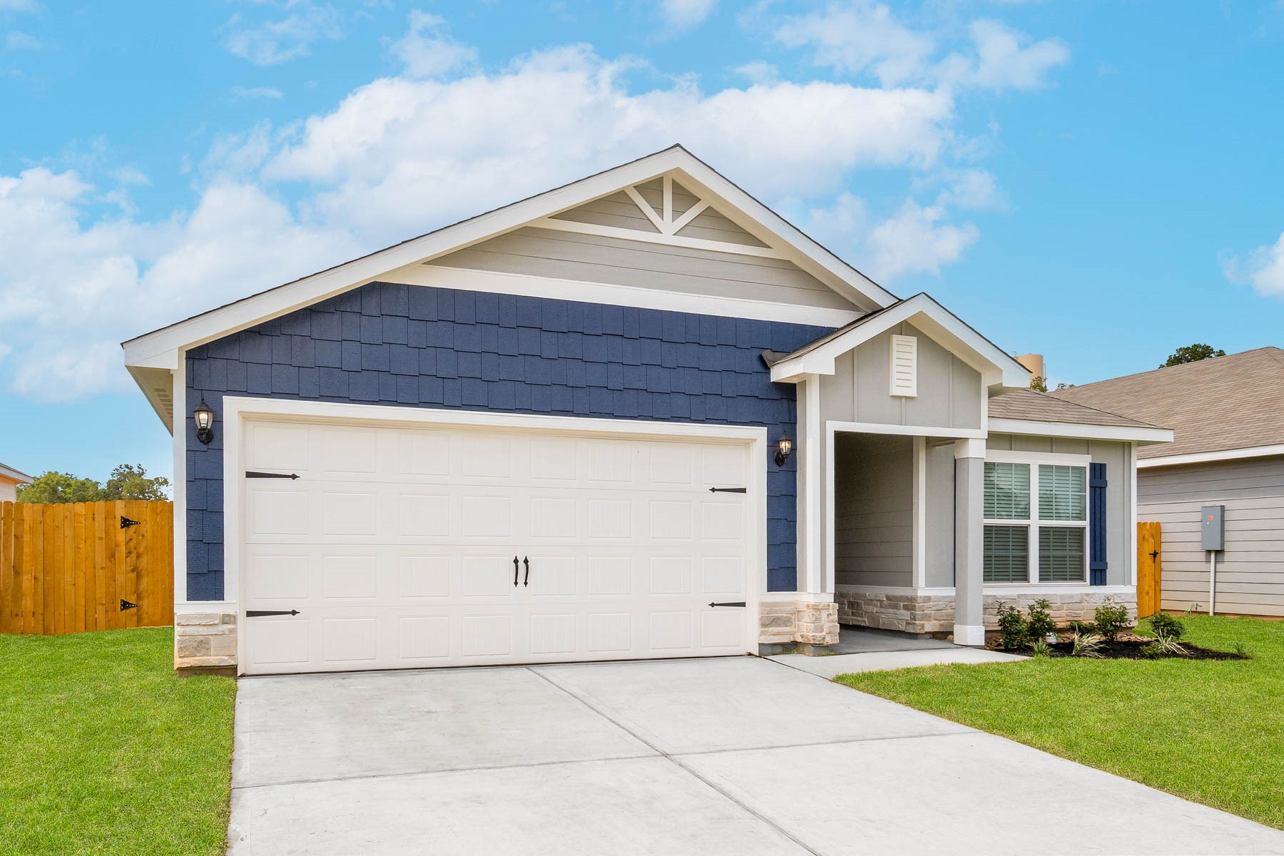 387 Kingston Way Property Photo
