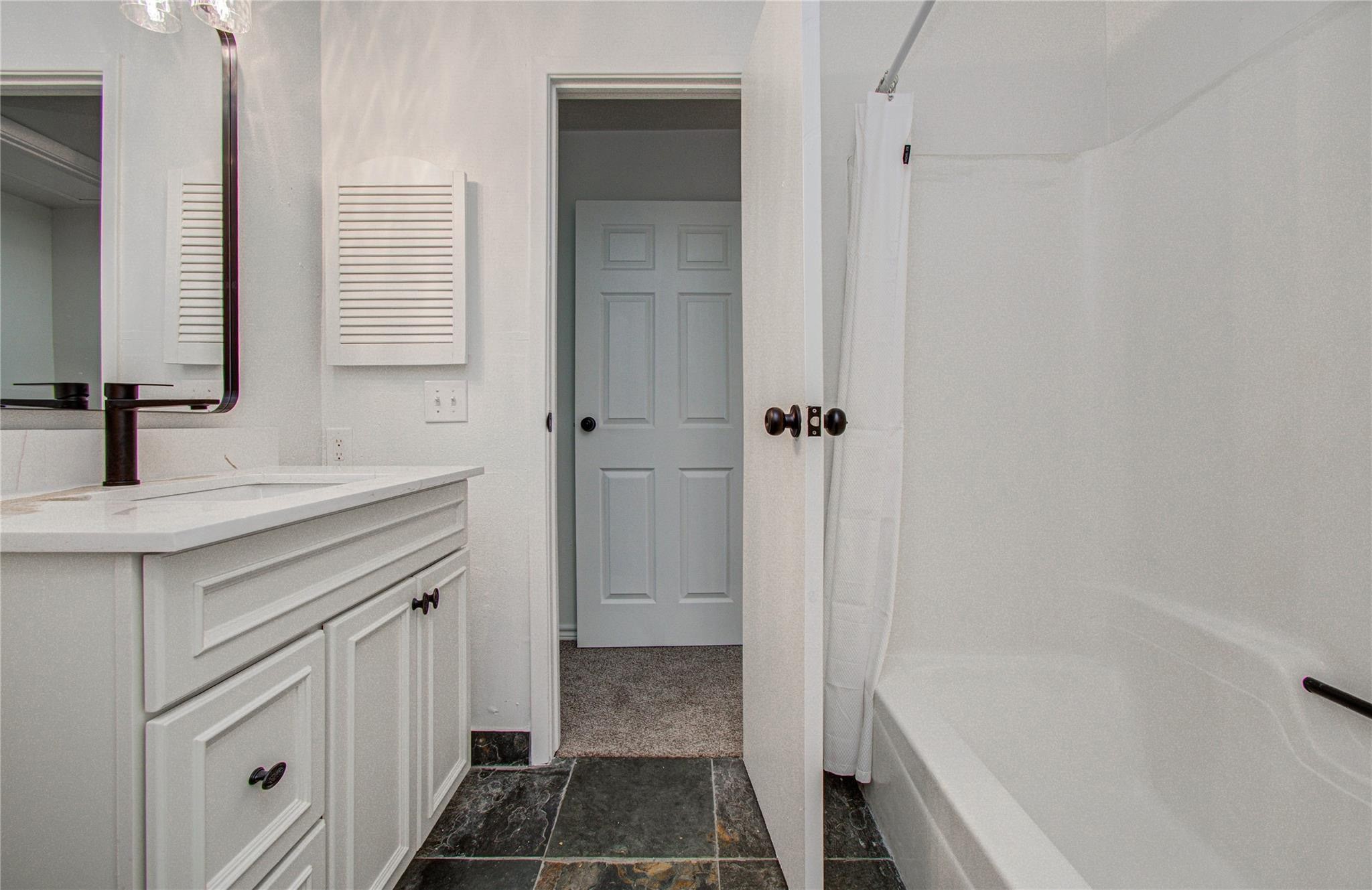 15309 Kingfield Drive 9 Property Photo 37