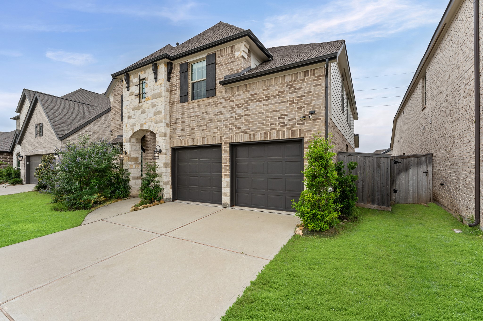 10427 Rigel Ridge Way Property Photo 3