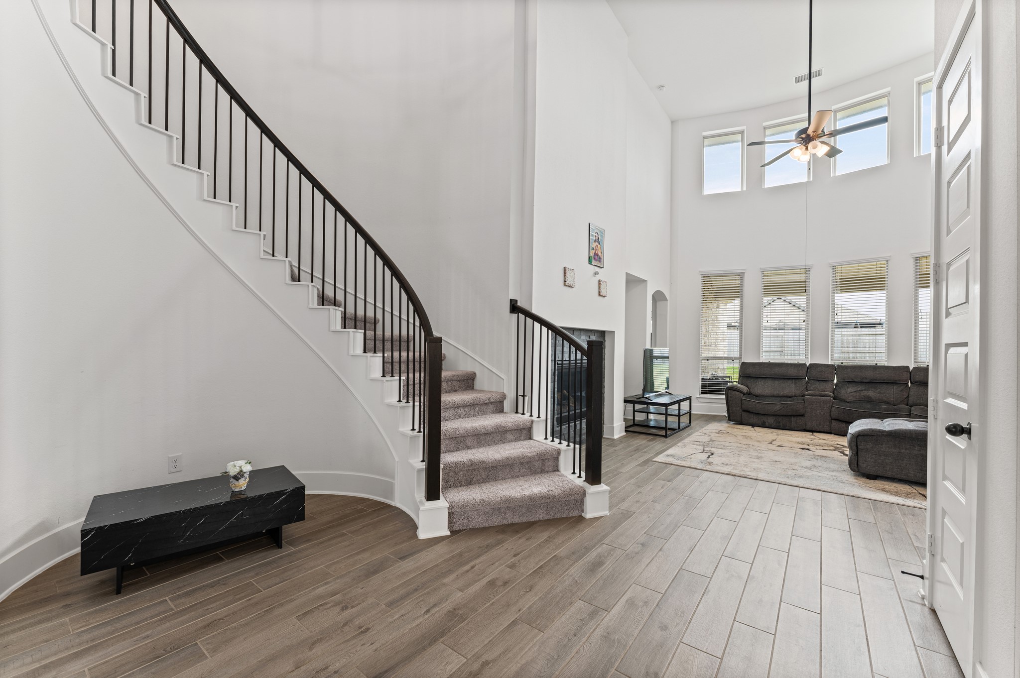 10427 Rigel Ridge Way Property Photo 12