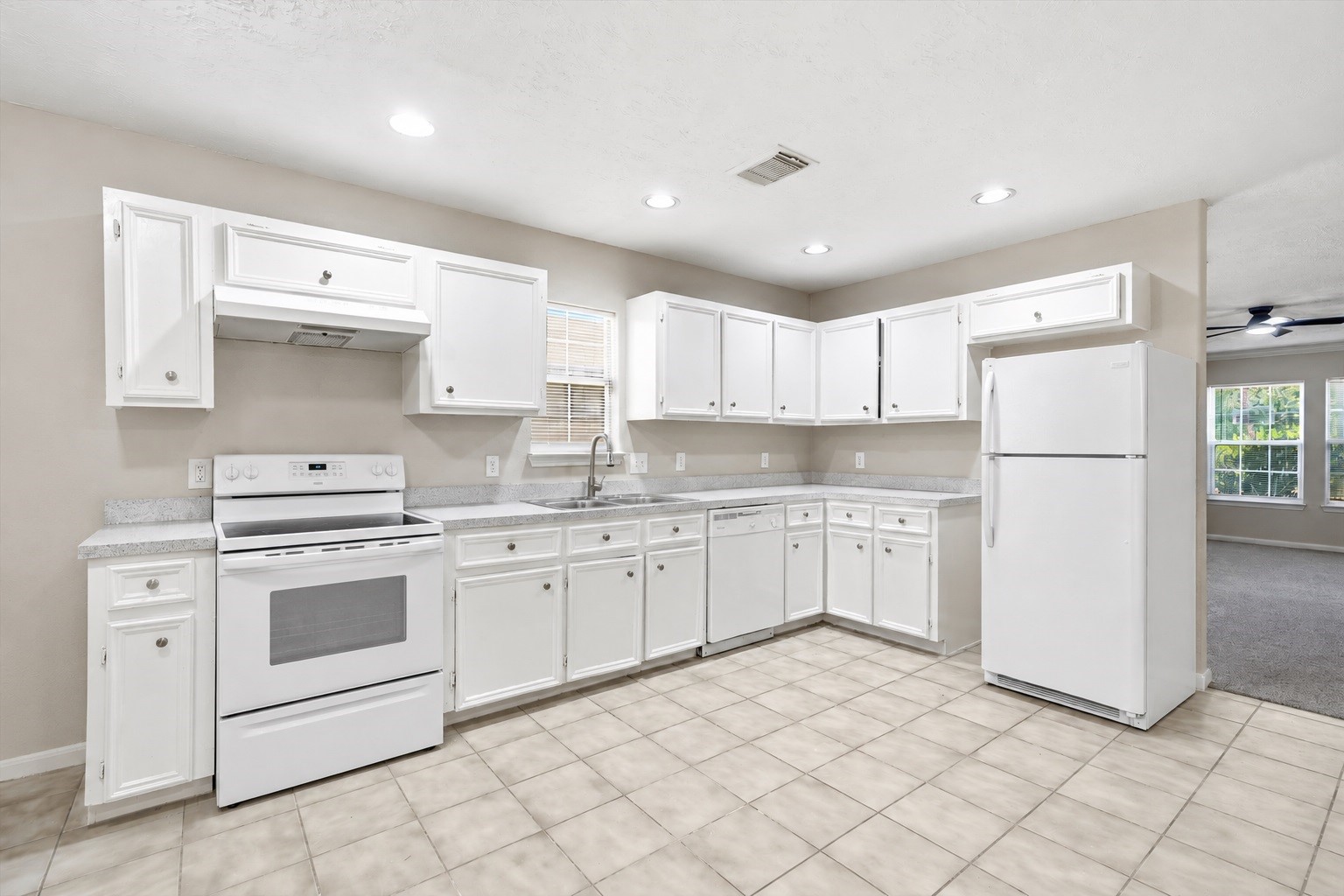 5317 Tommye Street Property Photo 6