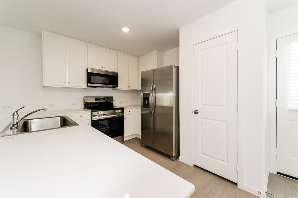 16118 Hatton Drive Property Photo 6
