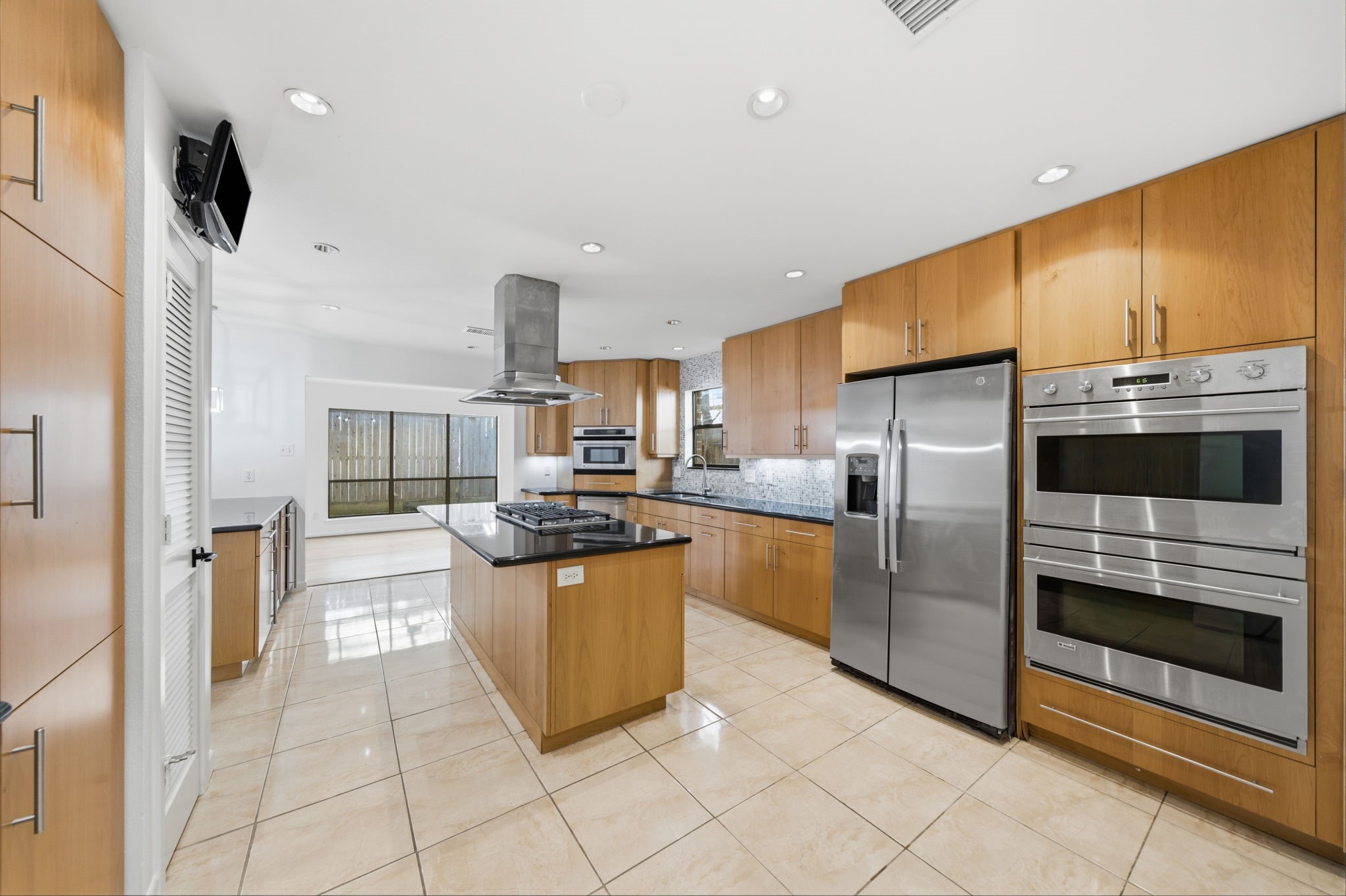 10319 Meadow Lake Lane Property Photo 7