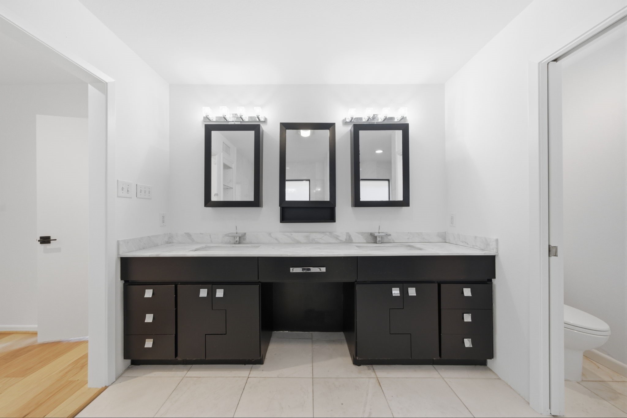 10319 Meadow Lake Lane Property Photo 14