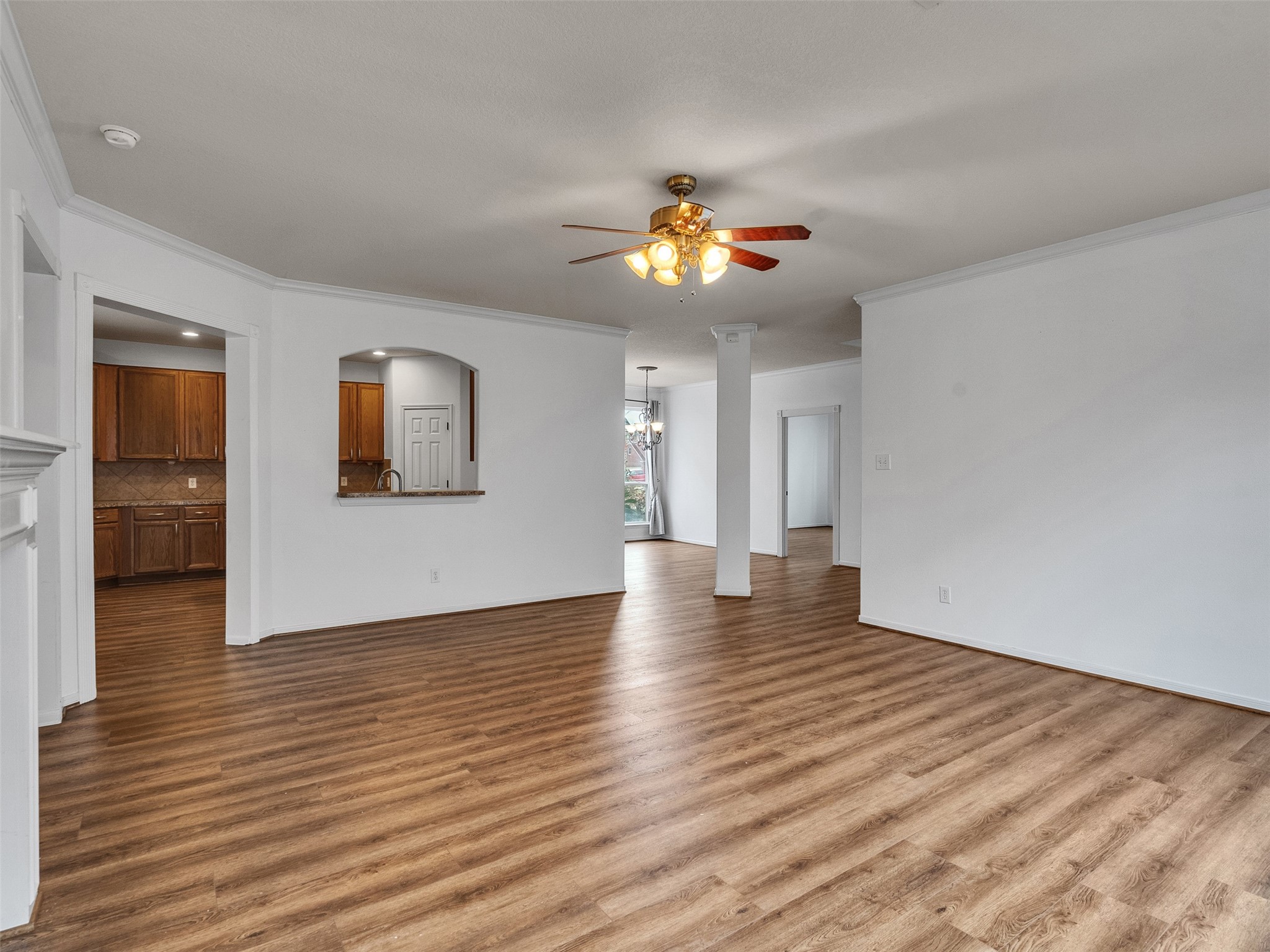 9915 Valance Way Property Photo 10