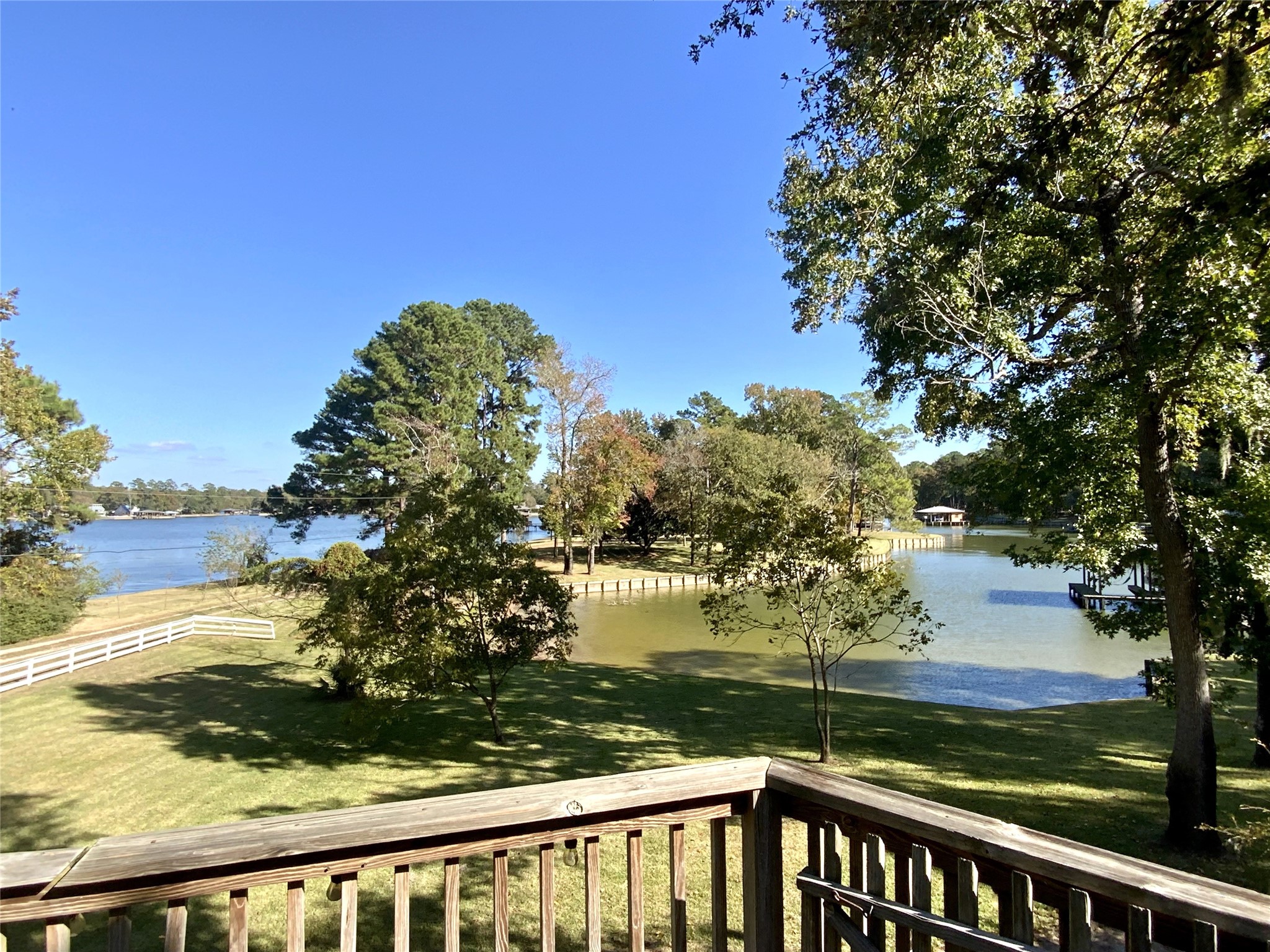 416 Island Dr Property Photo 12