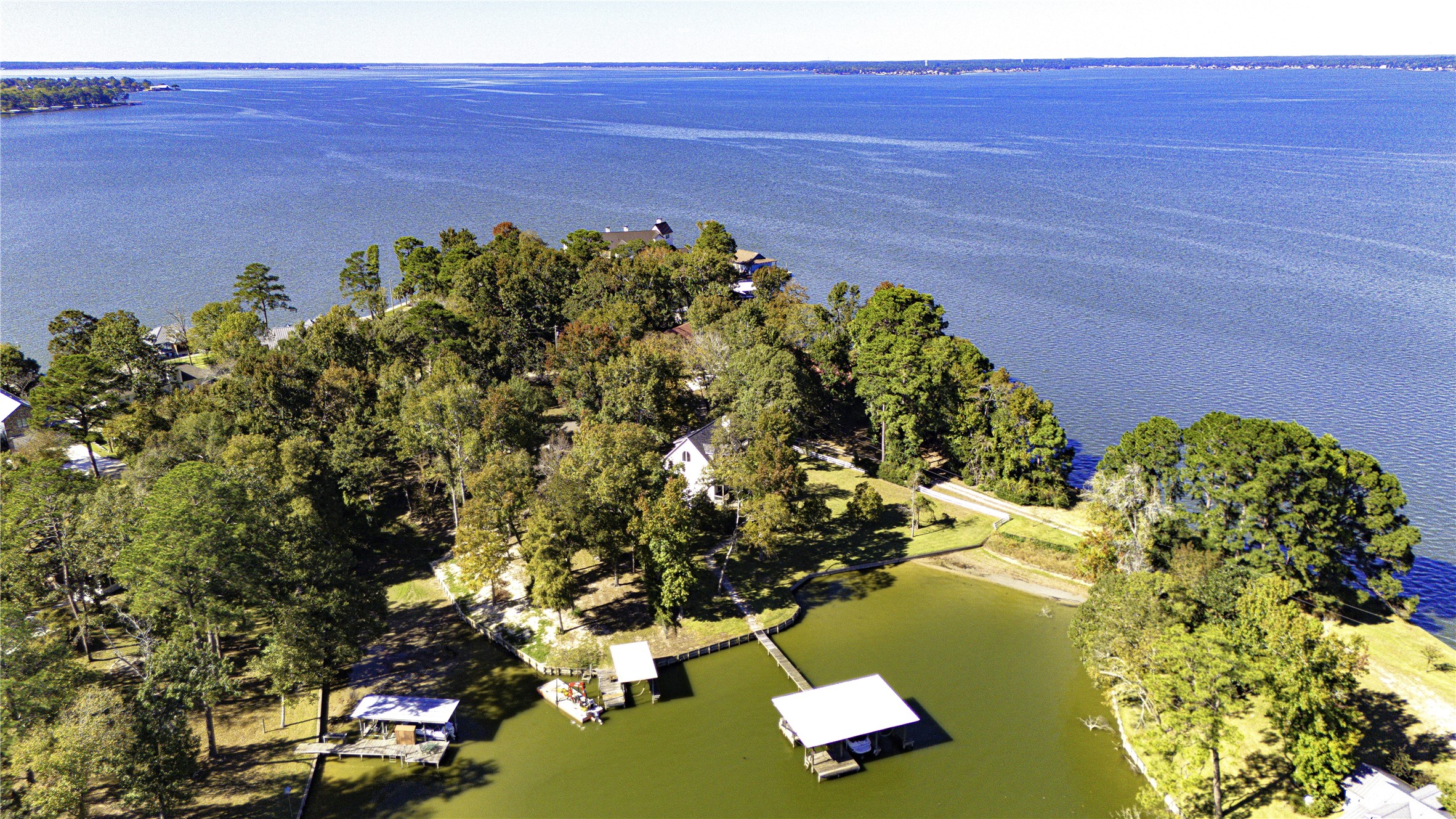 416 Island Dr Property Photo 43