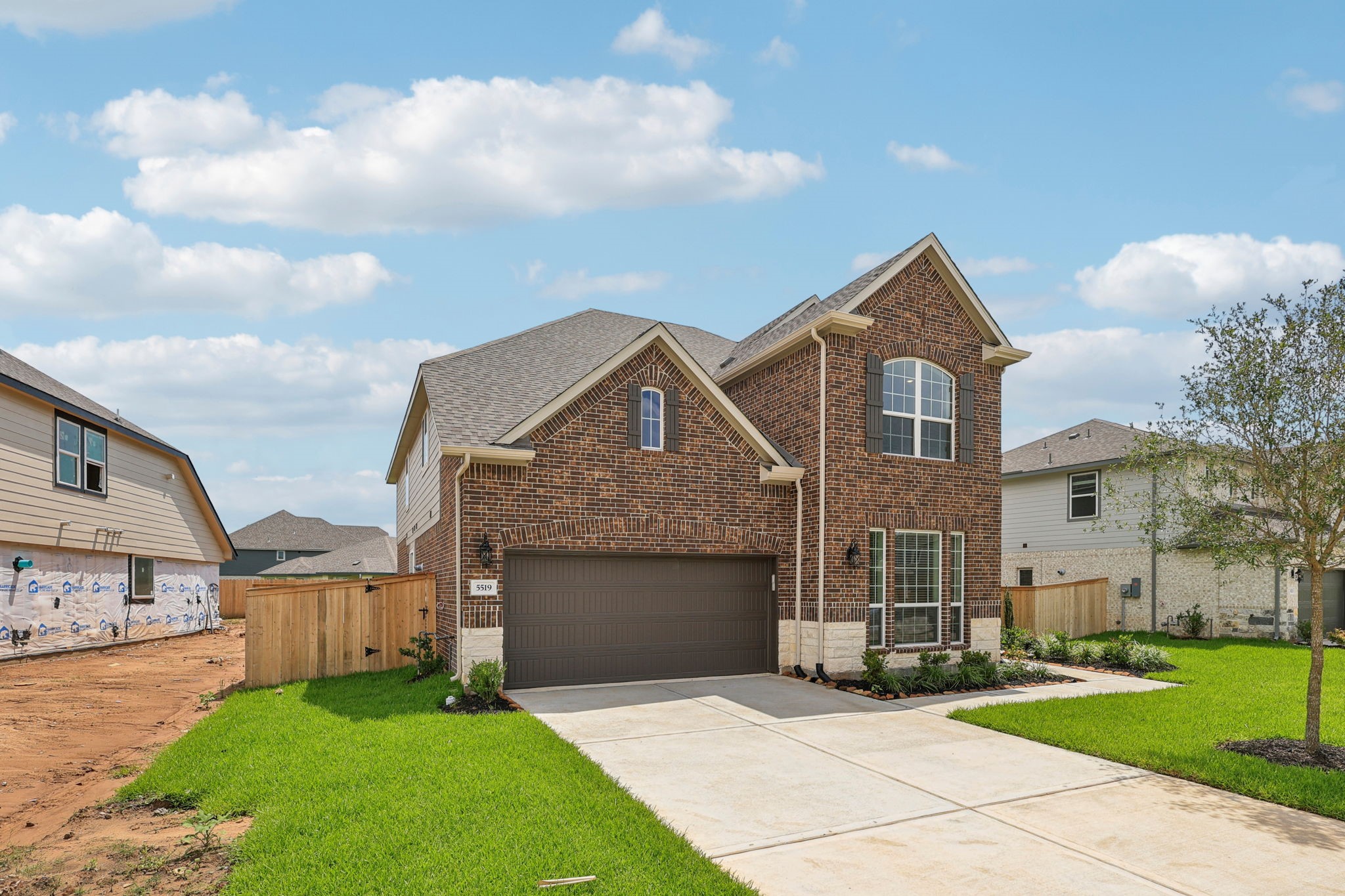 5519 Handlewood Lane Property Photo 1