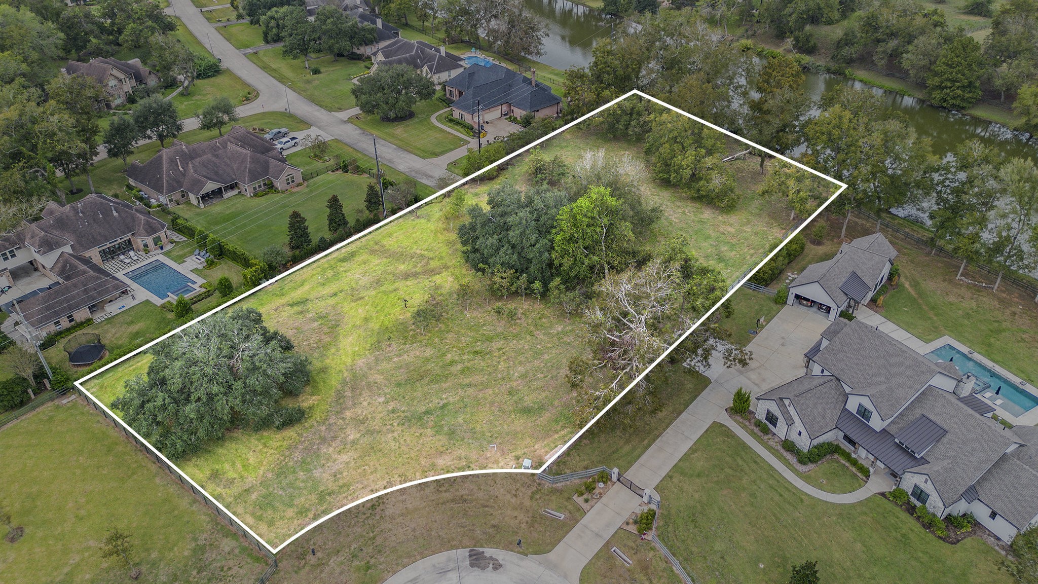30703 Riverlake Road Property Photo 1