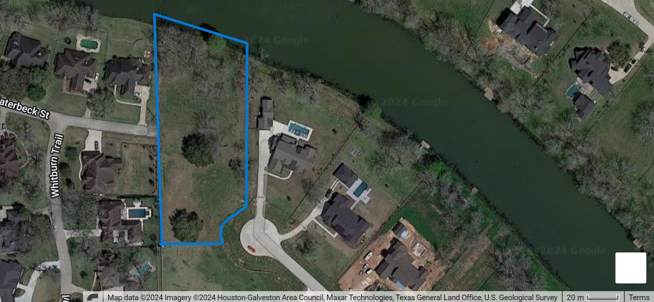 30703 Riverlake Road Property Photo 6