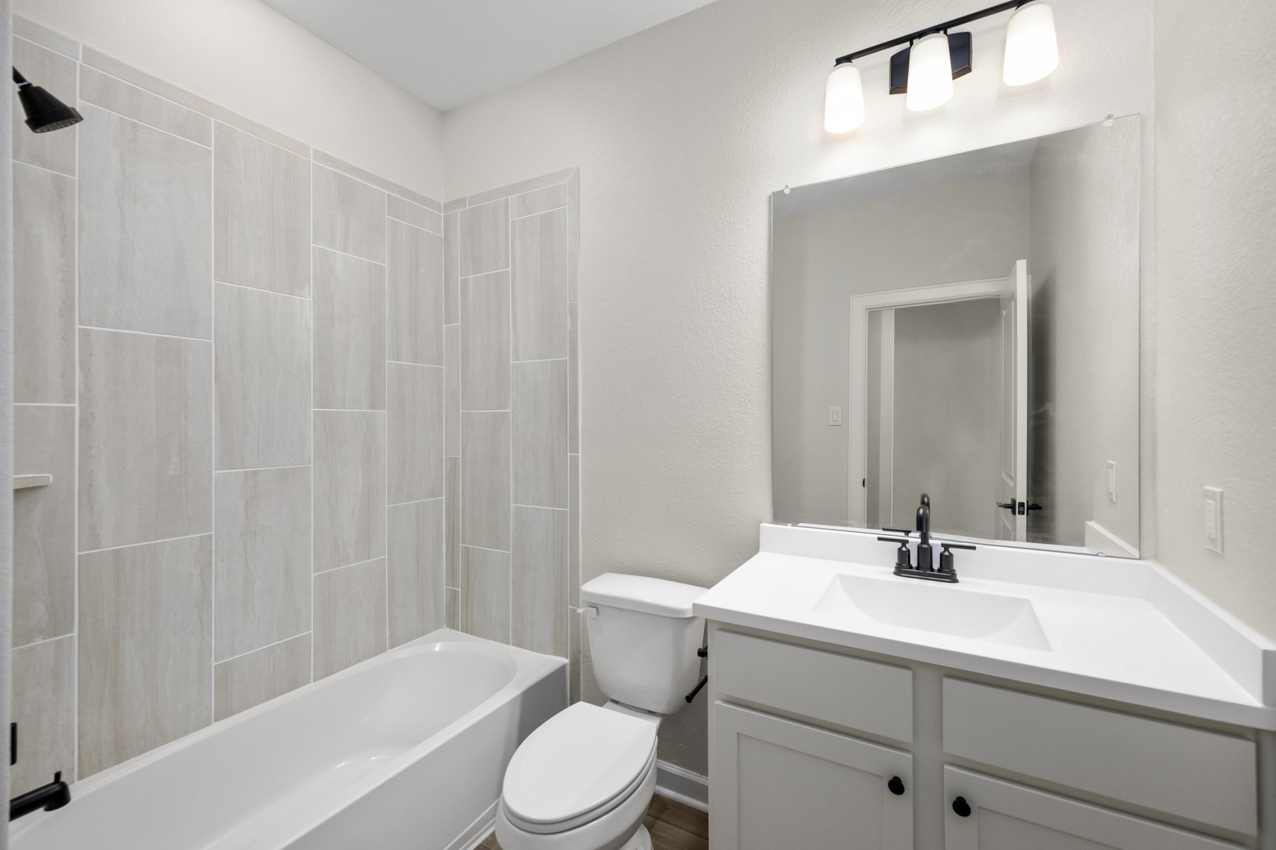 3033 Sorrento Hill Drive Property Photo 13