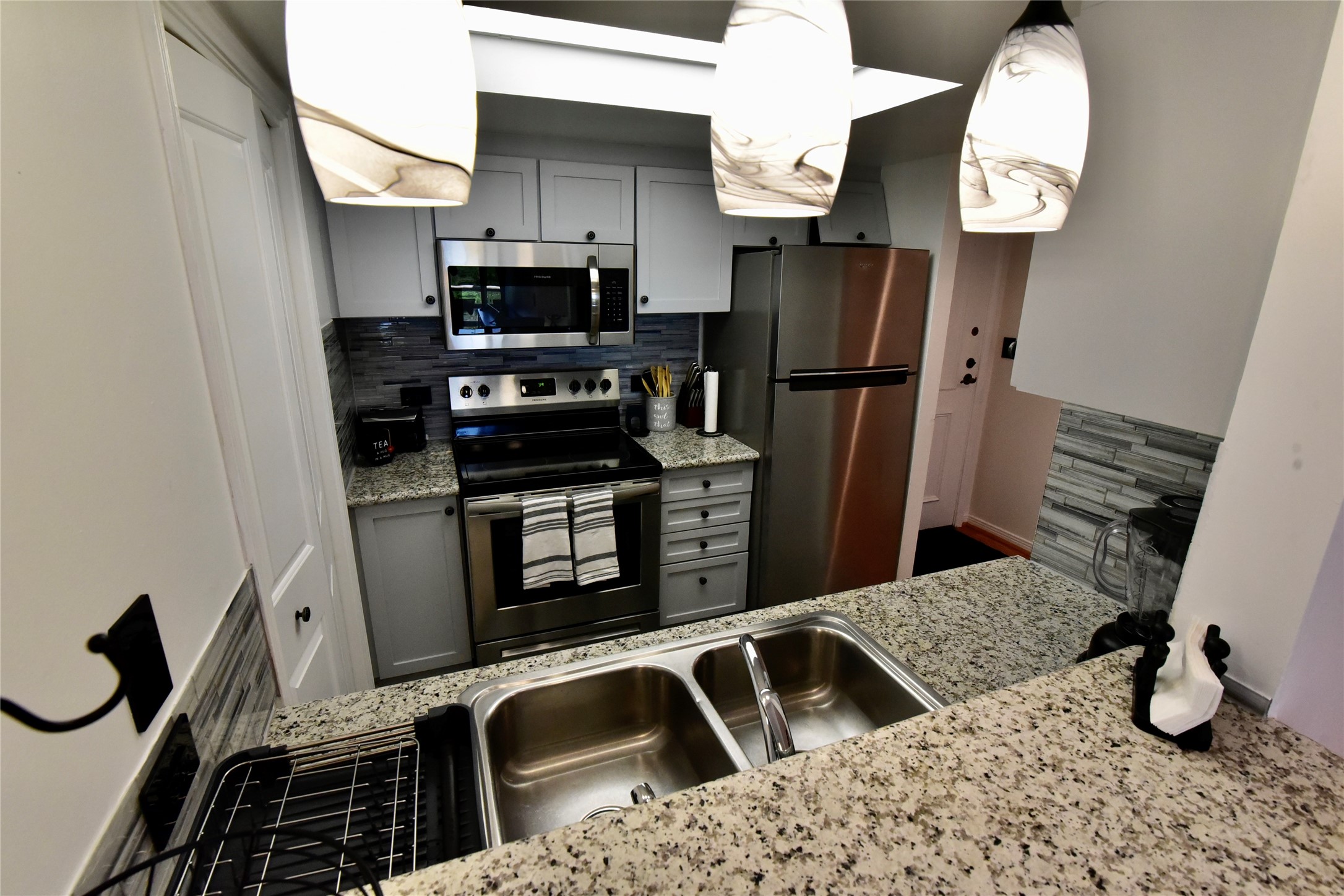 3525 Sage Road 701 Property Photo 13