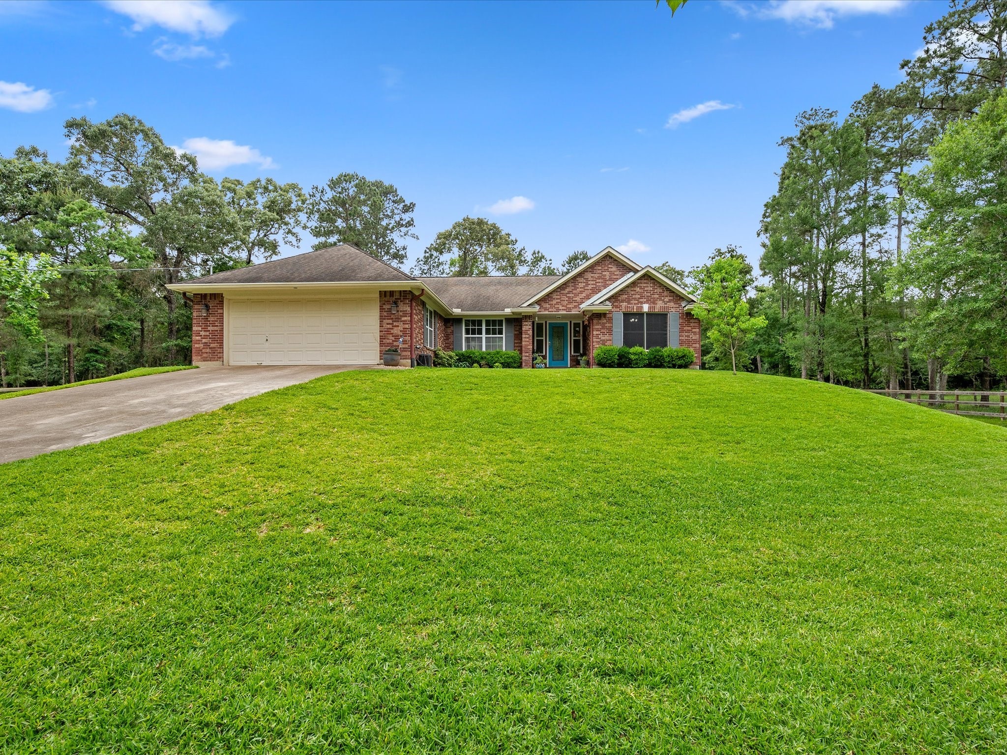 605 Pelican Street Property Photo