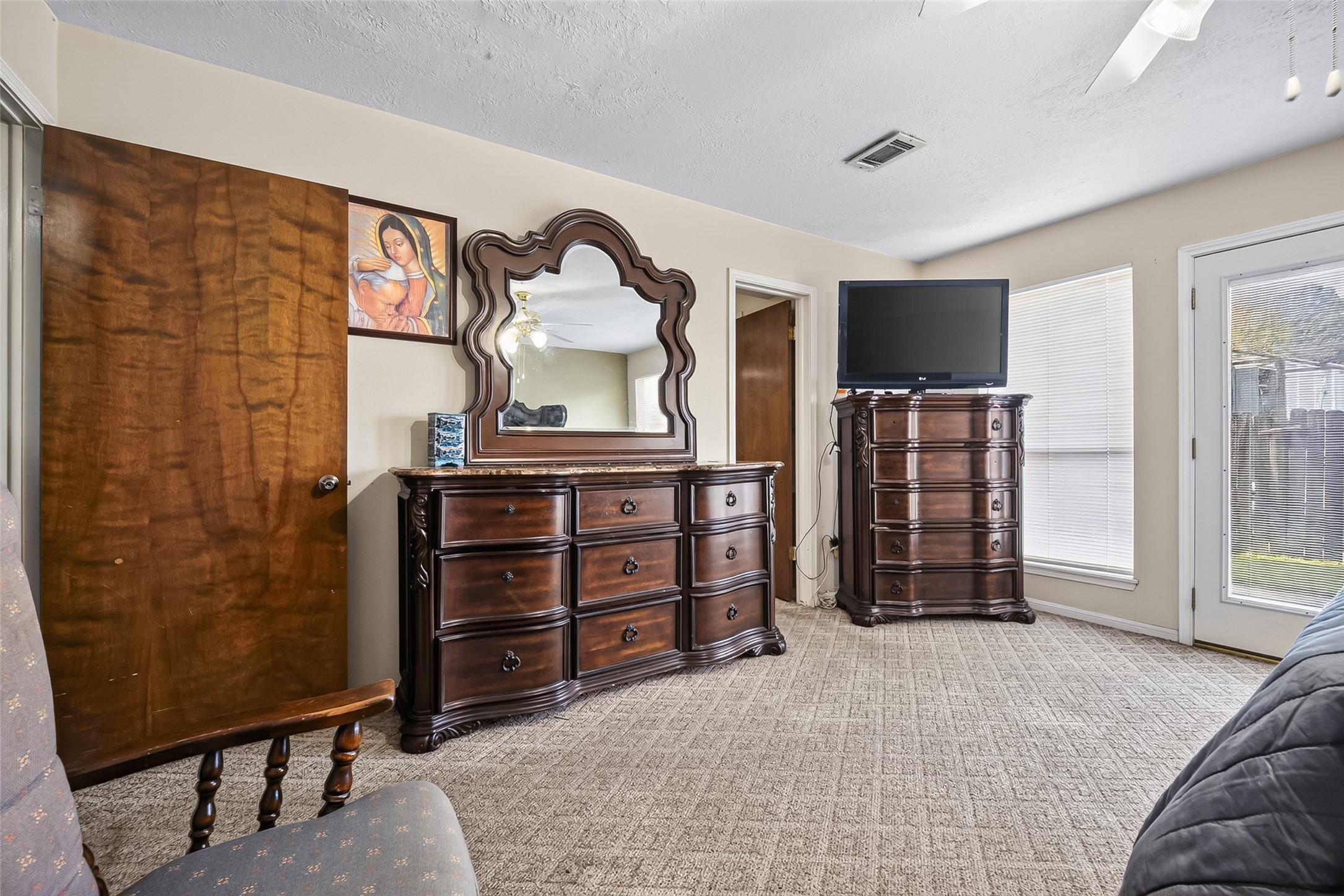 5522 Green Timbers Drive Property Photo 14
