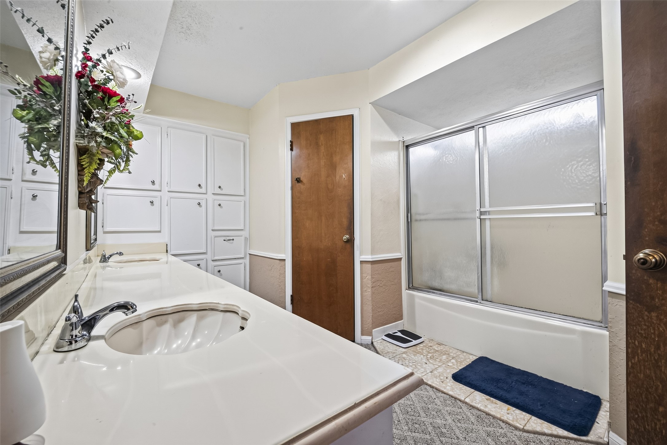 5522 Green Timbers Drive Property Photo 15