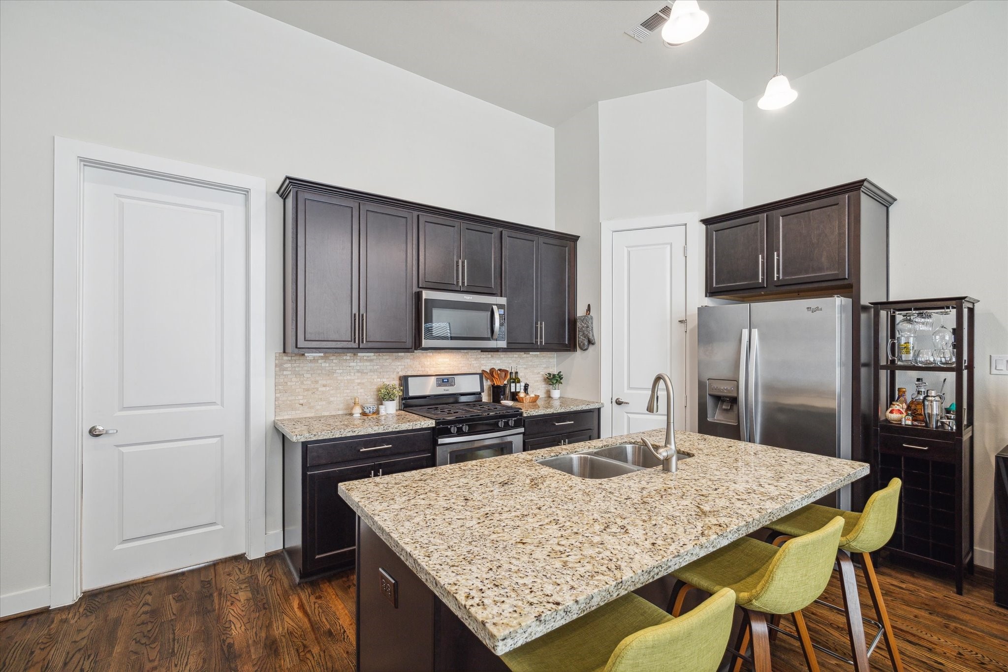 52 N Hutcheson Street Property Photo 6