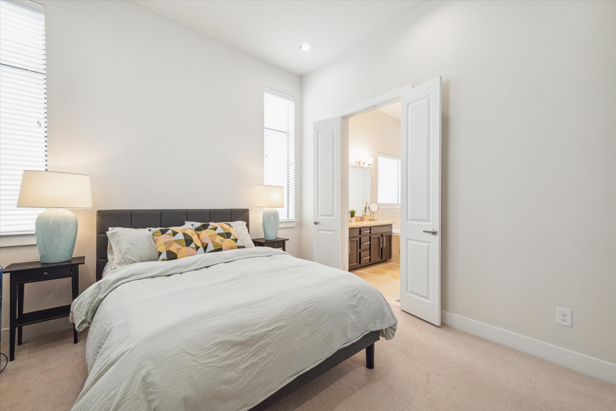 52 N Hutcheson Street Property Photo 8