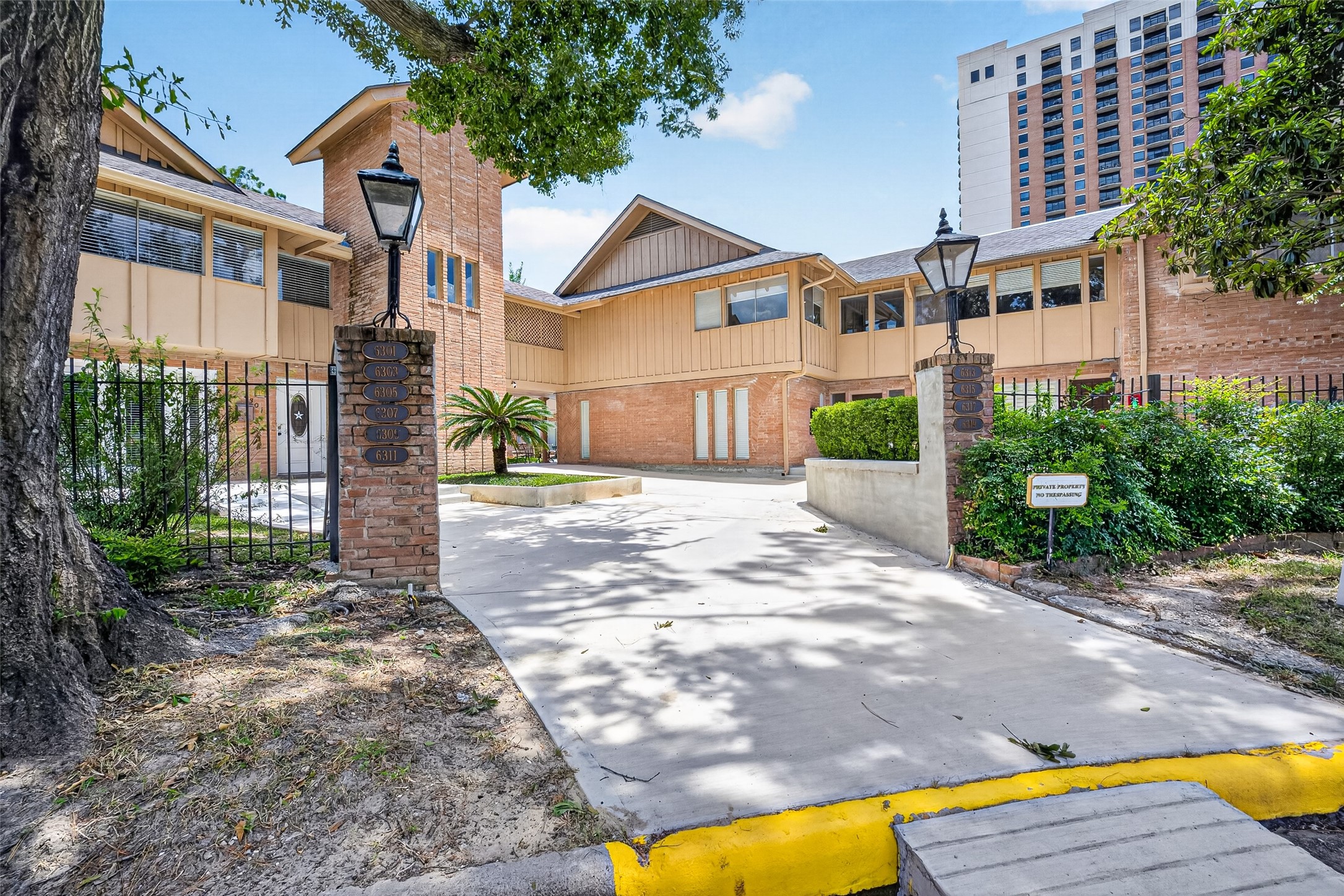 6305 Crab Orchard Road 2 Property Photo 1