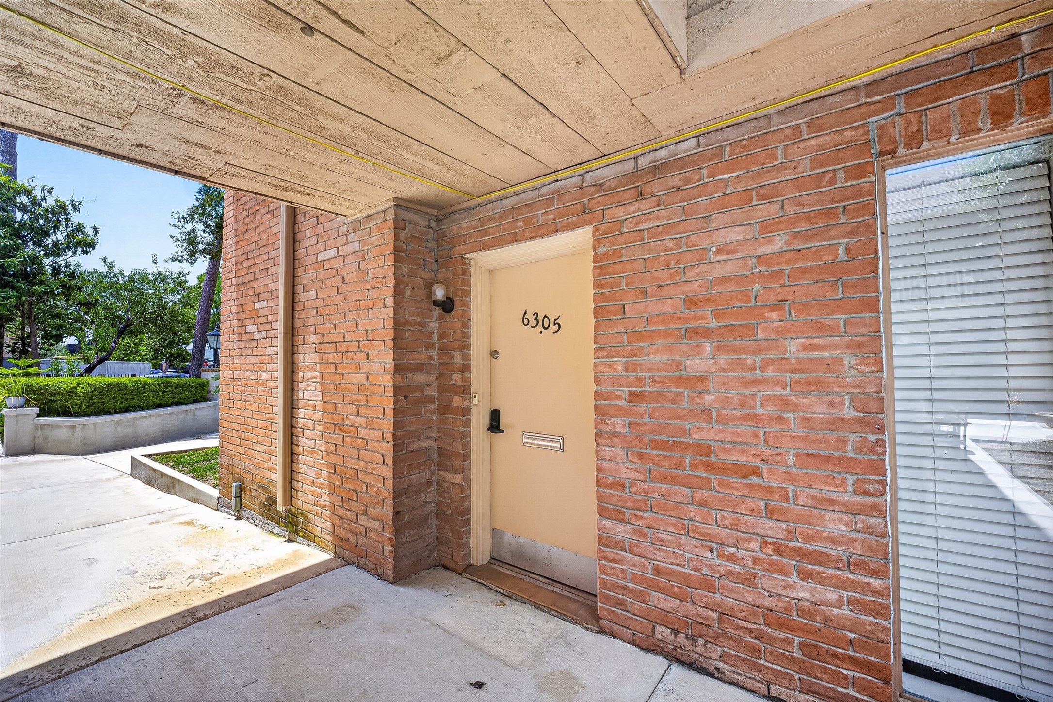 6305 Crab Orchard Road 2 Property Photo 3