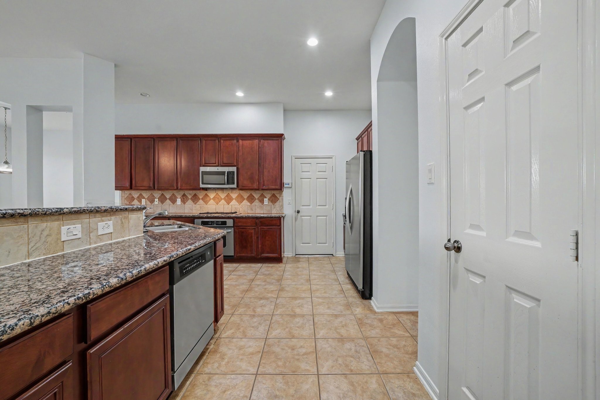 2503 Falcon Knoll Lane Property Photo 14