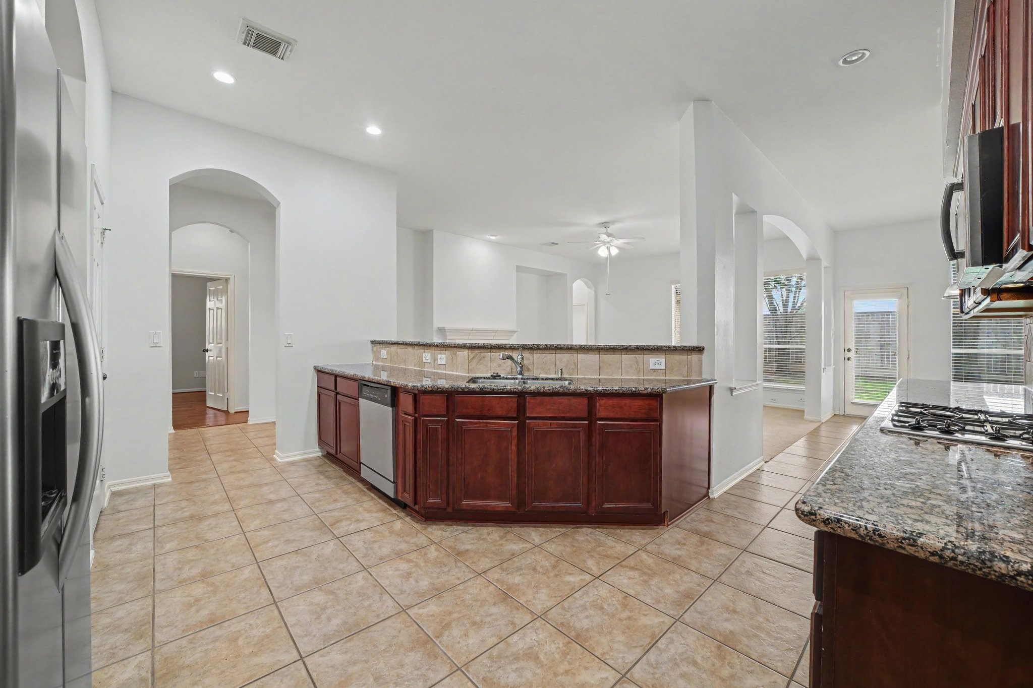 2503 Falcon Knoll Lane Property Photo 16