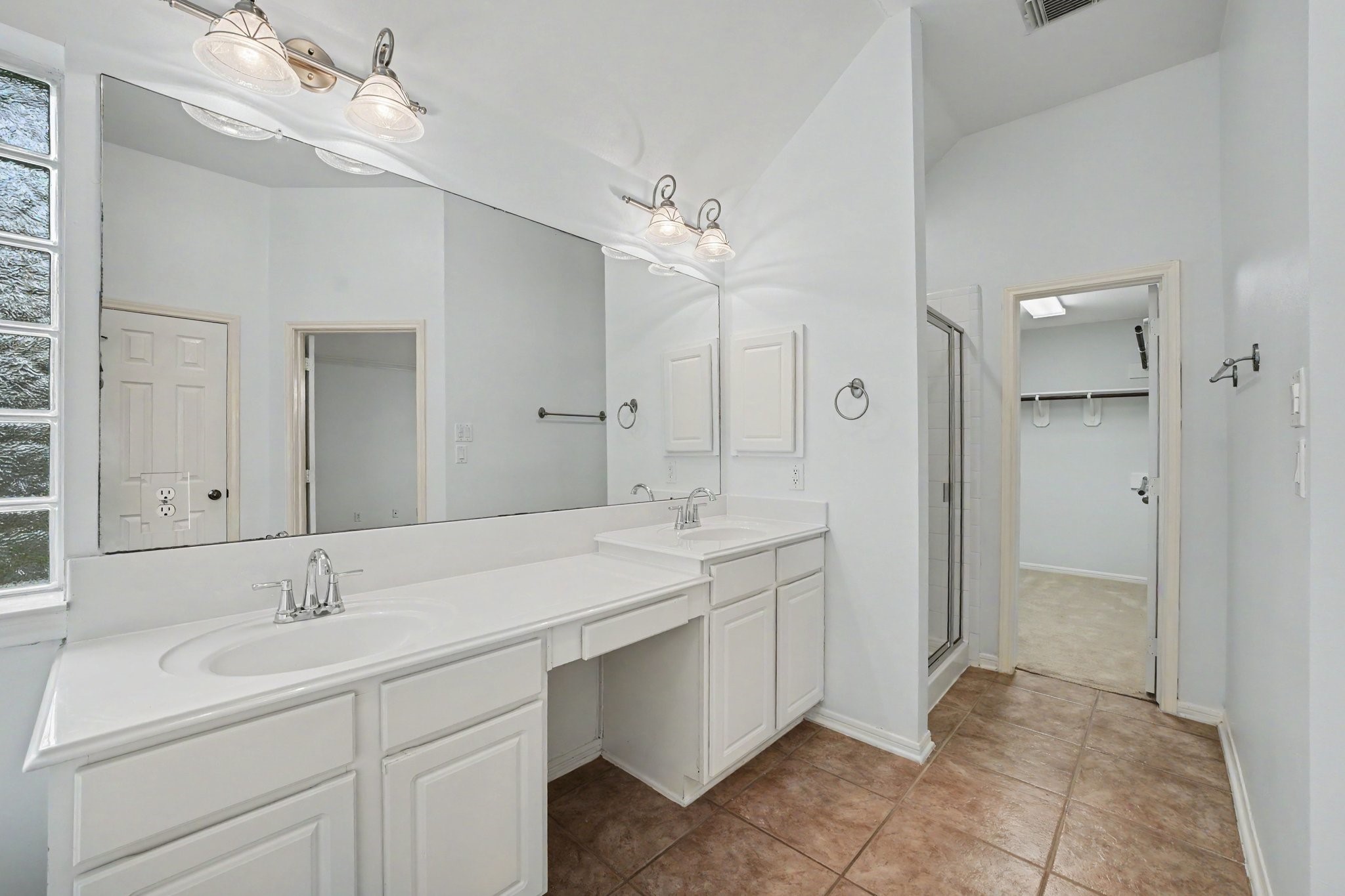 2503 Falcon Knoll Lane Property Photo 33