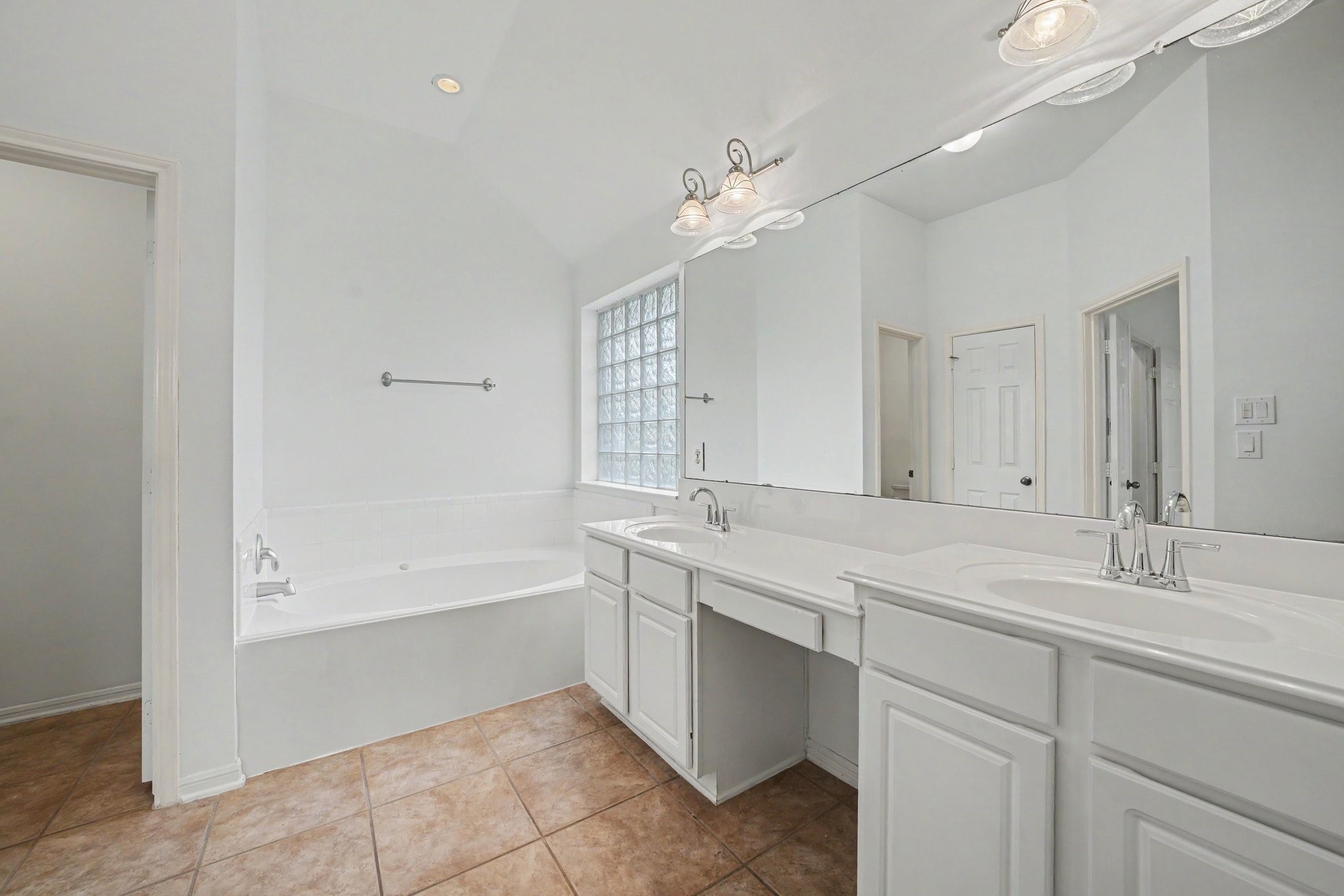 2503 Falcon Knoll Lane Property Photo 35