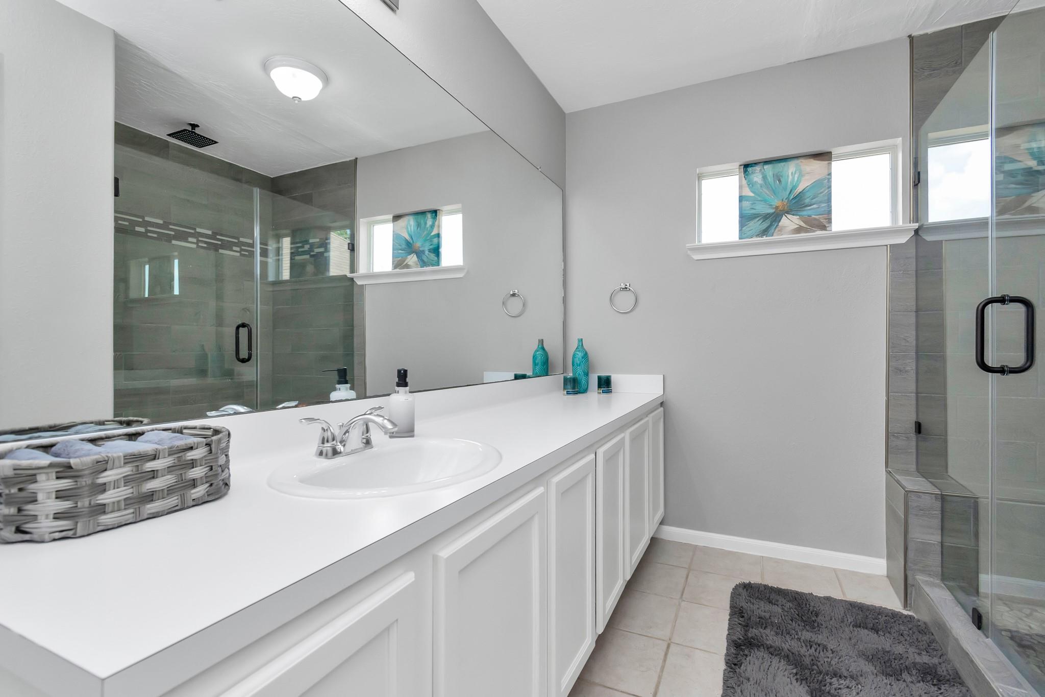 5822 Santa Bernadetta Property Photo 9