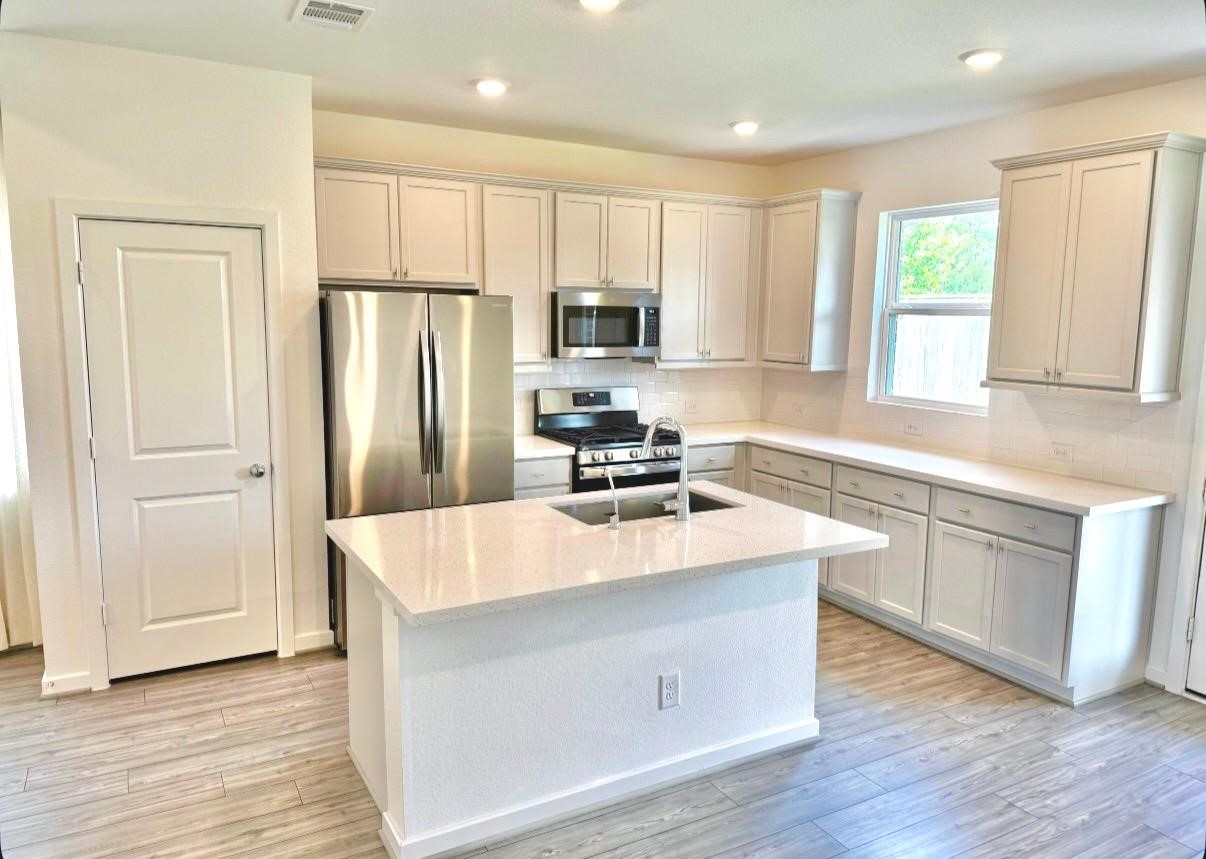 1222 Sugar Drive Property Photo 8