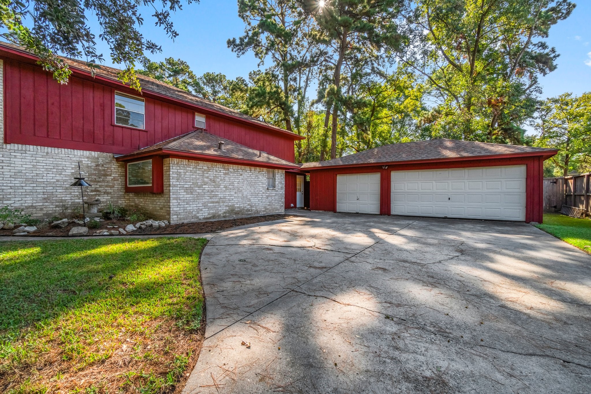 6711 River Lodge Drive Property Photo 4