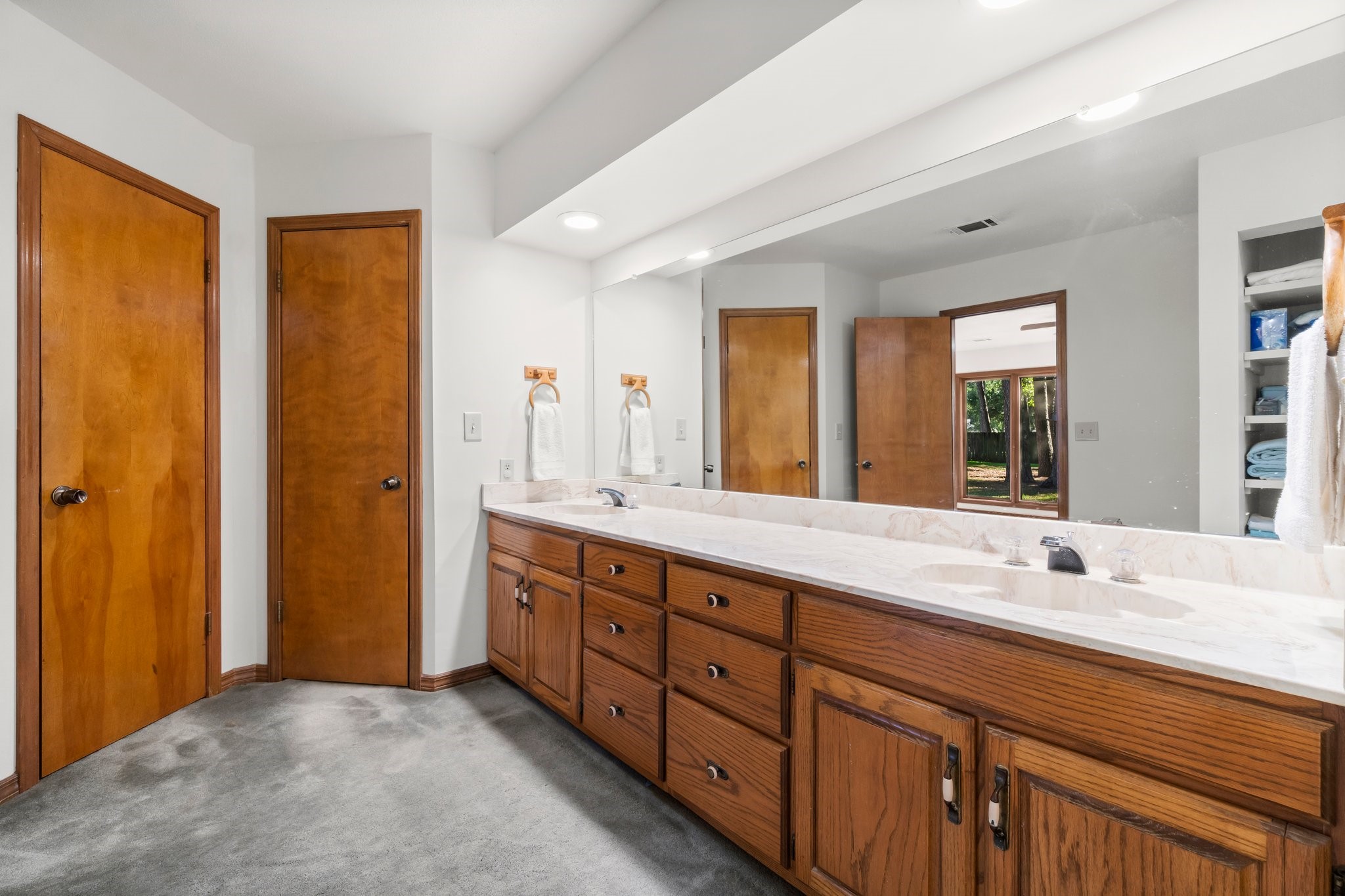 6711 River Lodge Drive Property Photo 24