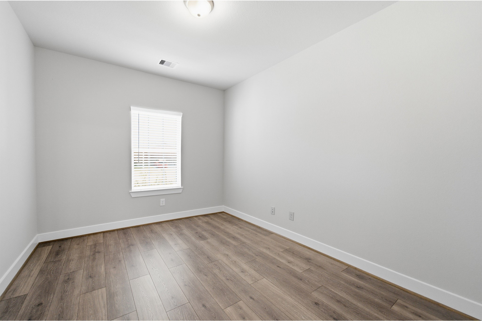 8931 Gull Canyon Drive Property Photo 6