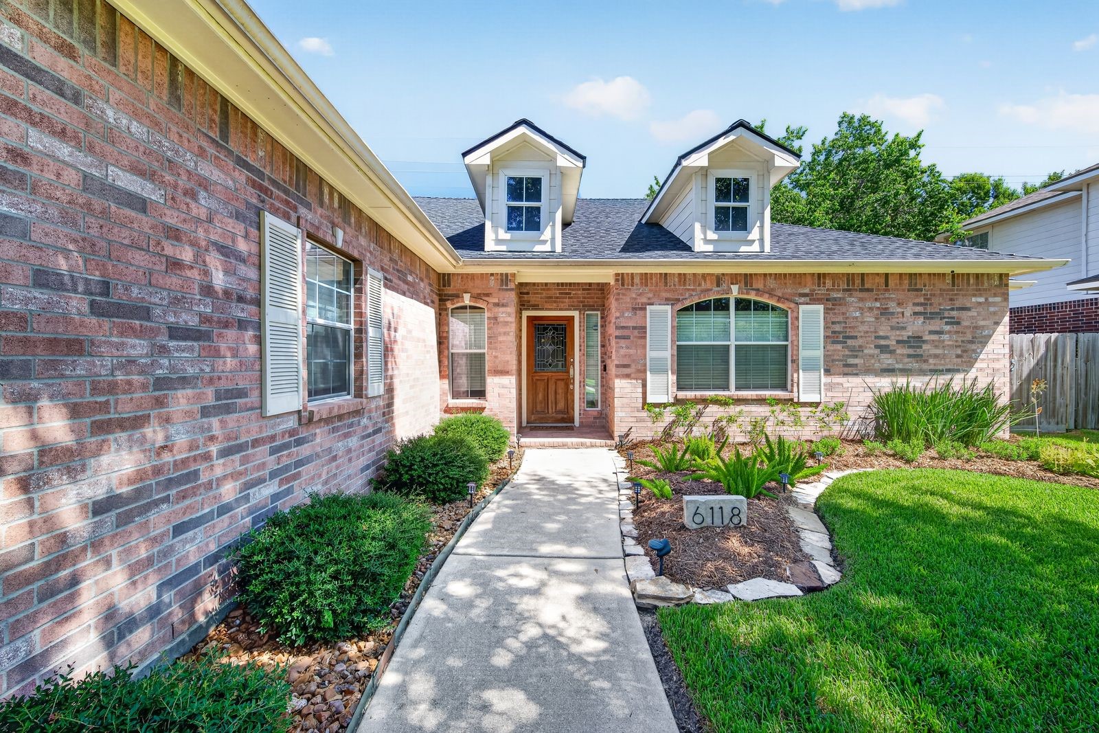 6118 N Fawnlake Drive Property Photo 4
