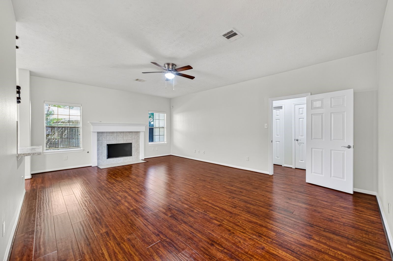 6118 N Fawnlake Drive Property Photo 11