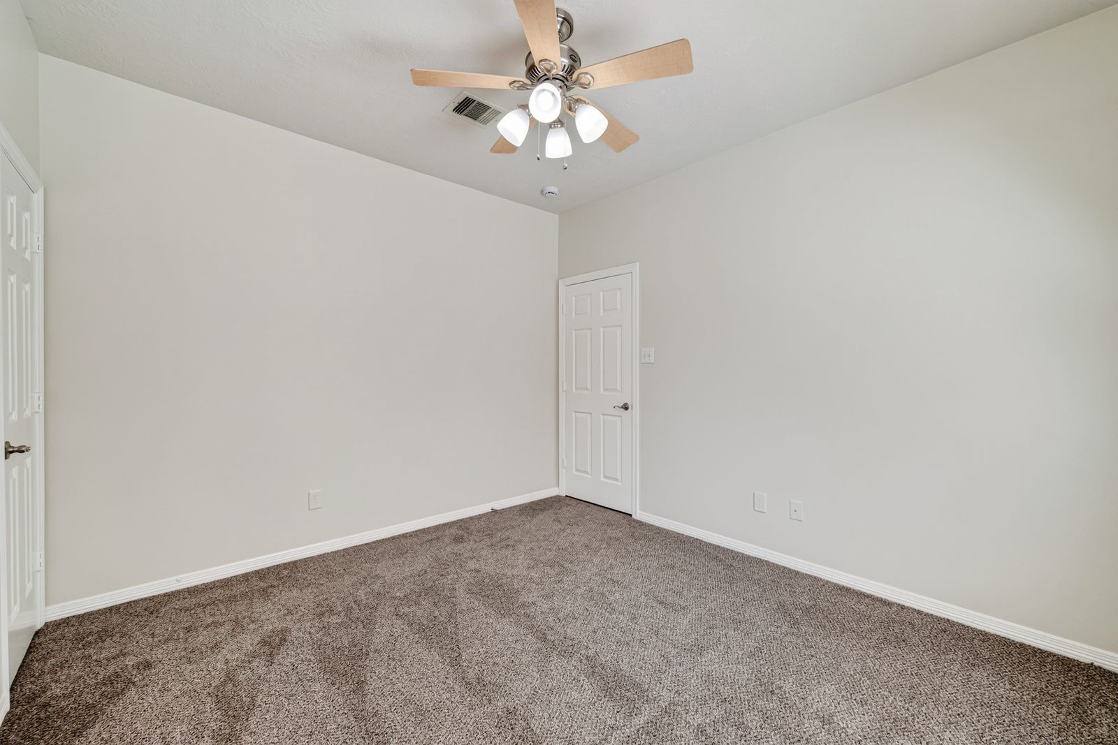 6118 N Fawnlake Drive Property Photo 36