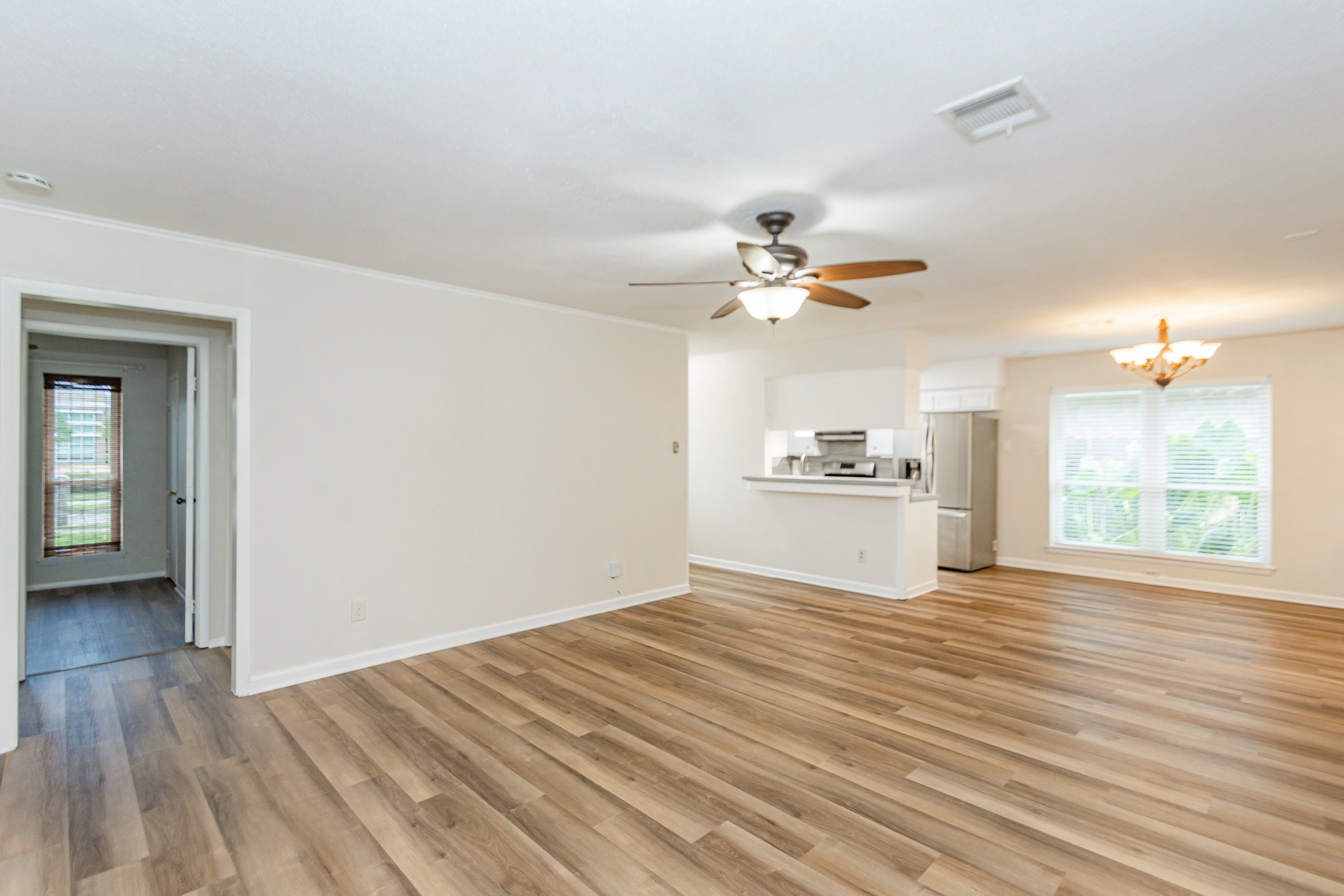 1714 Magnolia Drive Property Photo 5
