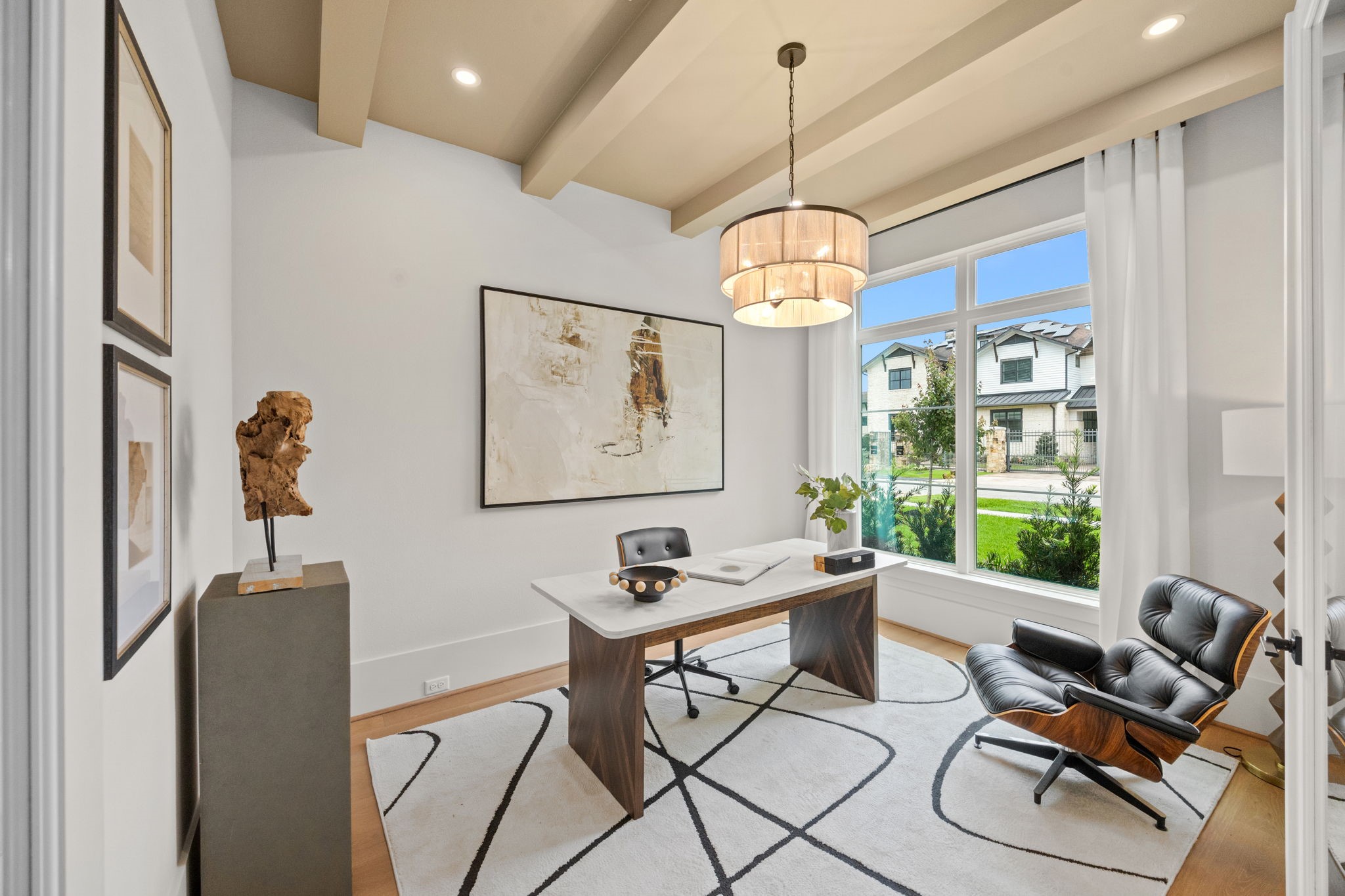 1306 Zora Street Property Photo 5