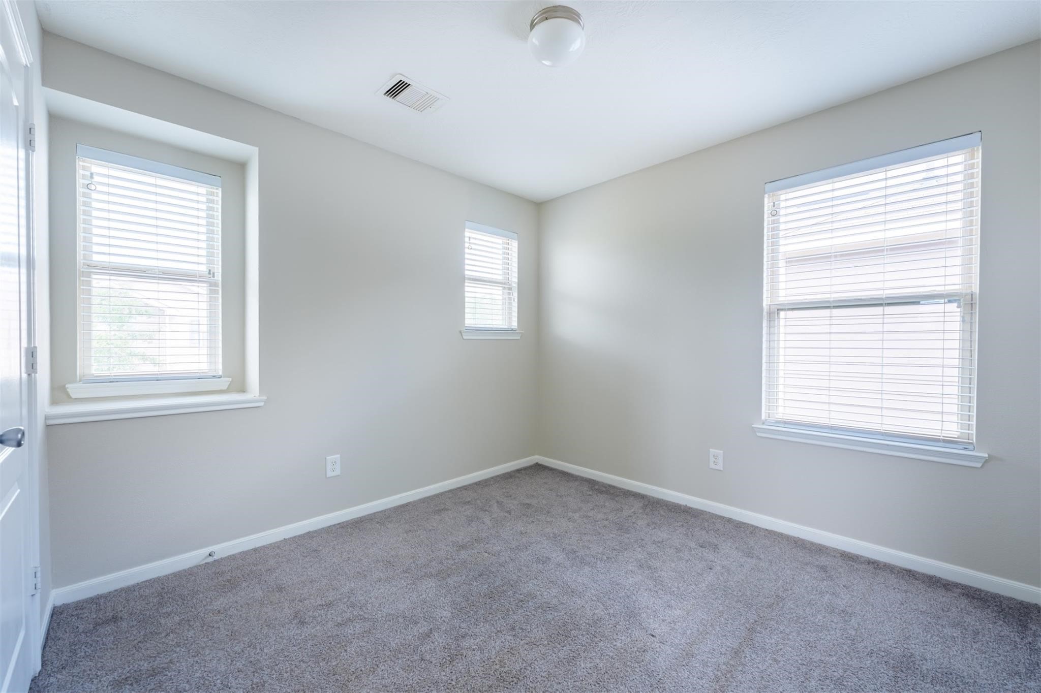 18961 Bobcat Path Court Property Photo 12