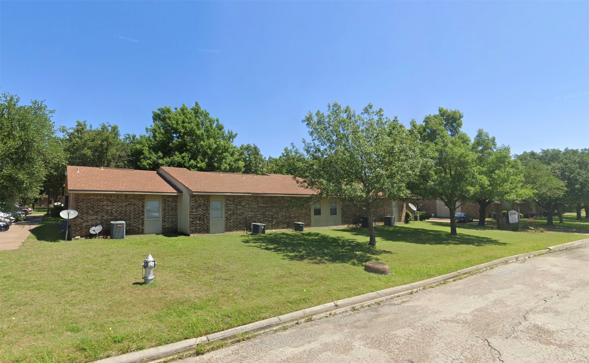 125 Janis Street Property Photo 6