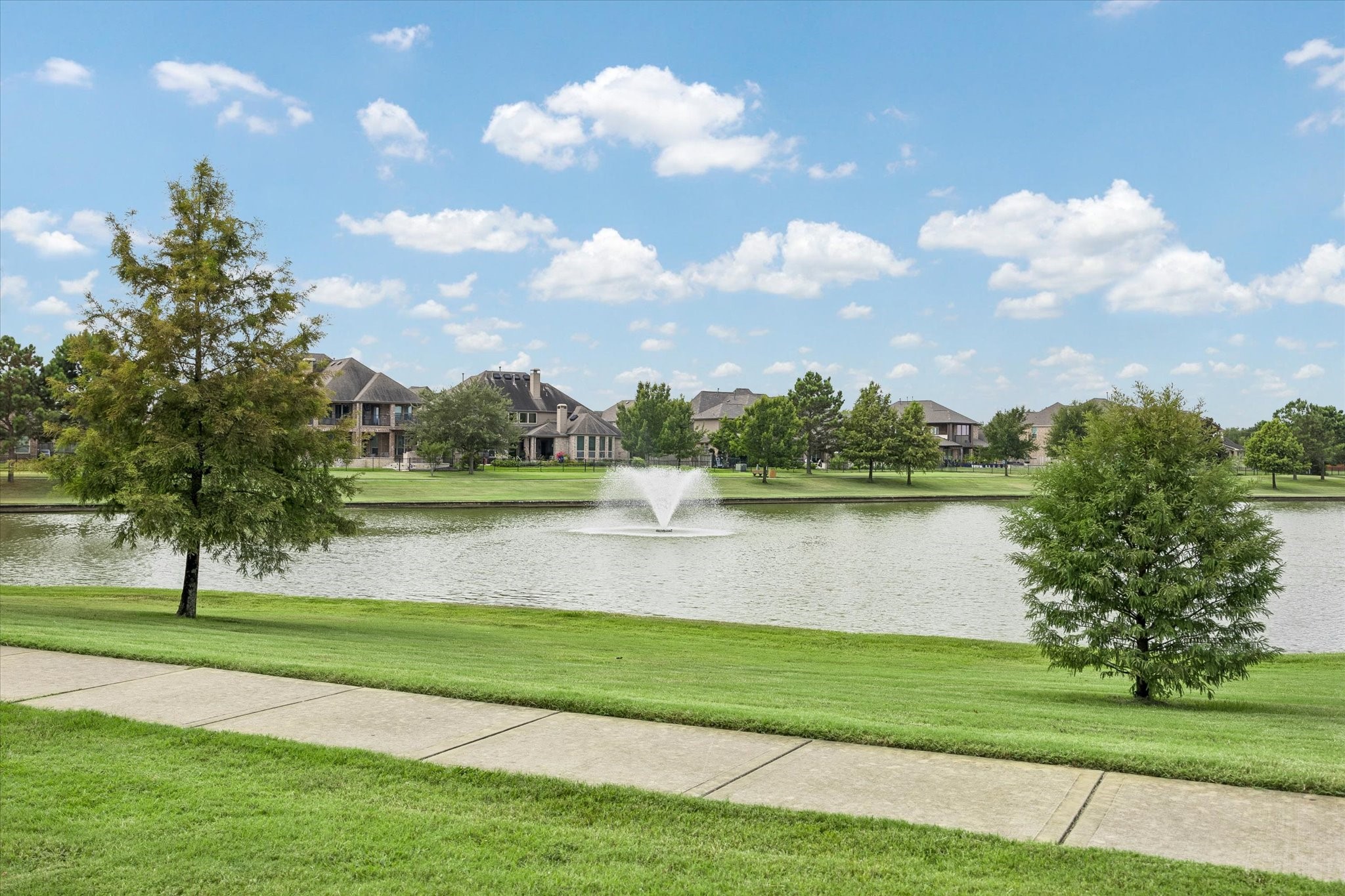 16603 Radiant Lilac Trail Property Photo 32