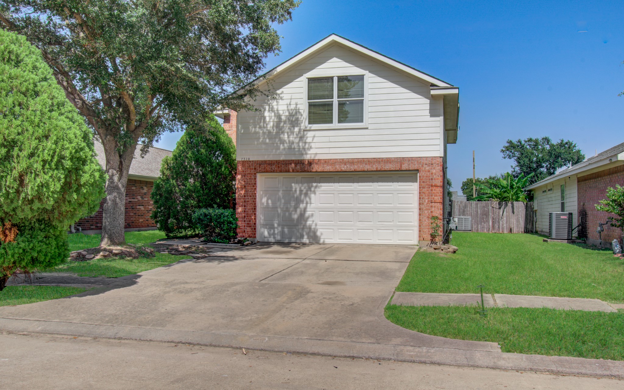 7310 Kransburg Ranch Drive Property Photo 1