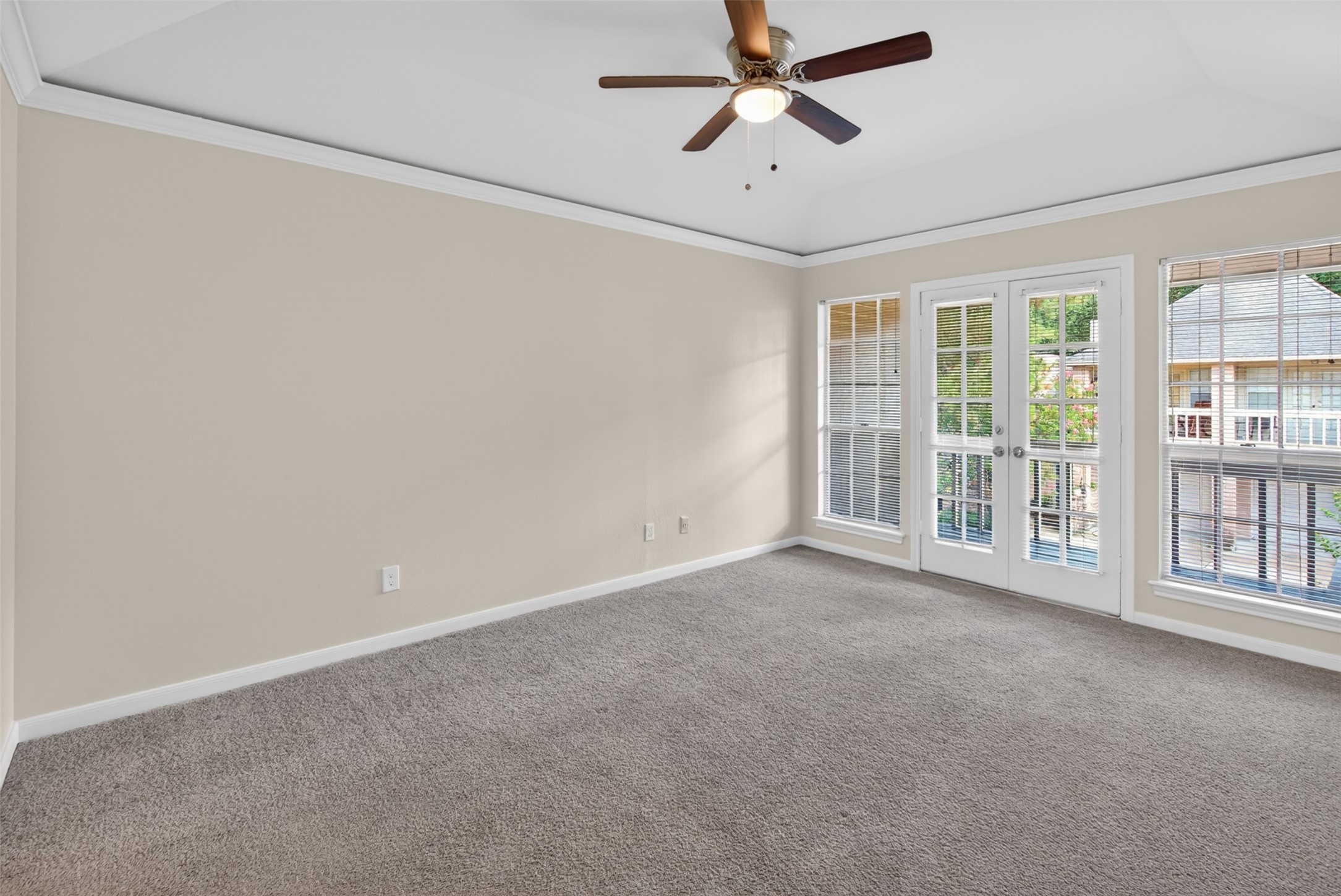 5515 Strack Road 135 Property Photo 32