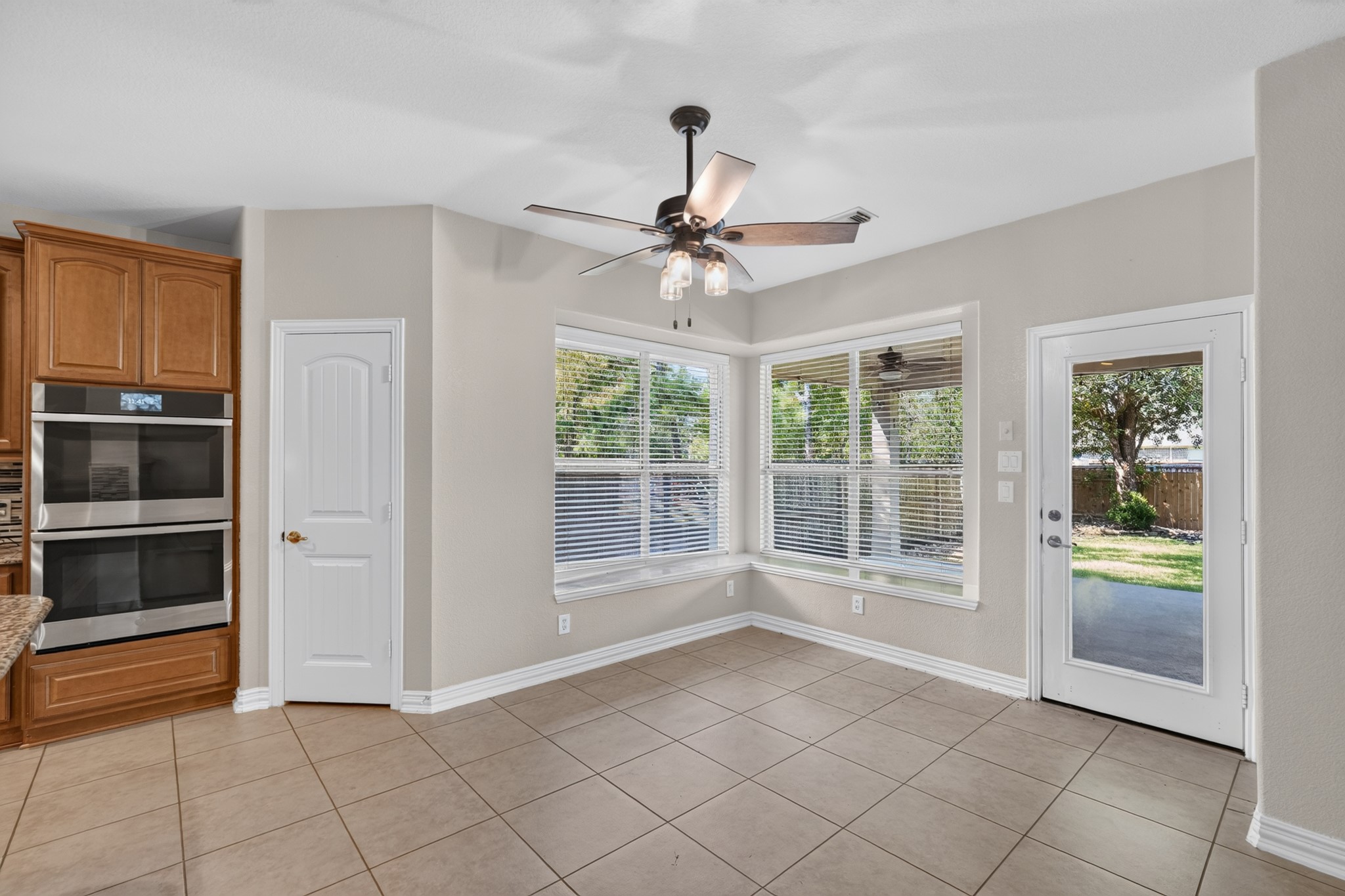 103 Arbor Ridge Court Property Photo 11