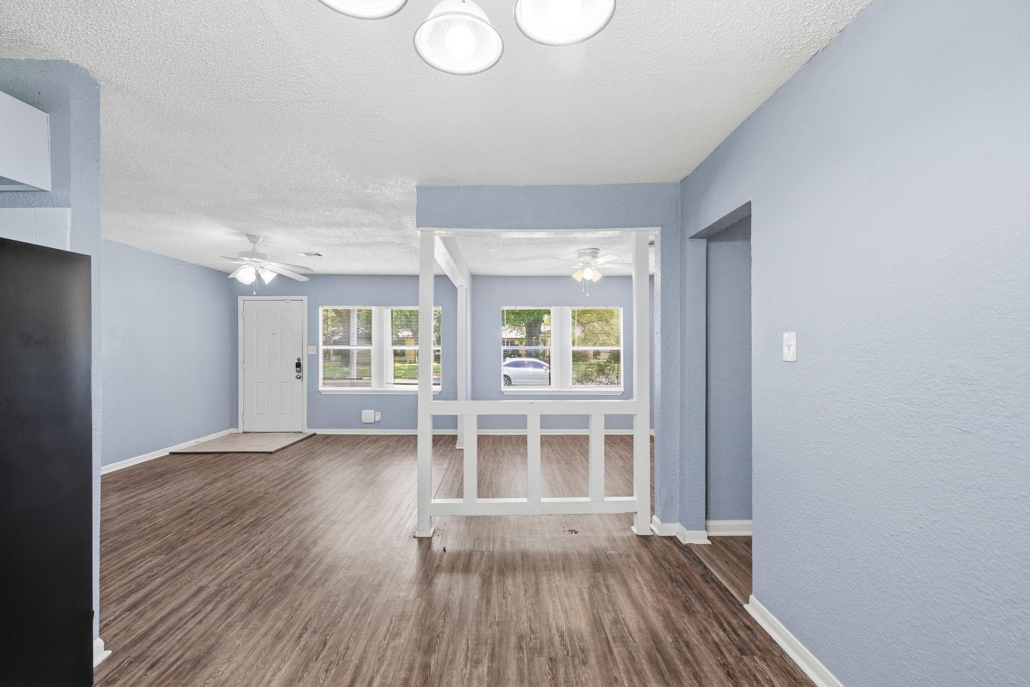 8146 Panay Drive, Houston Tx 77033 Property Photo 12