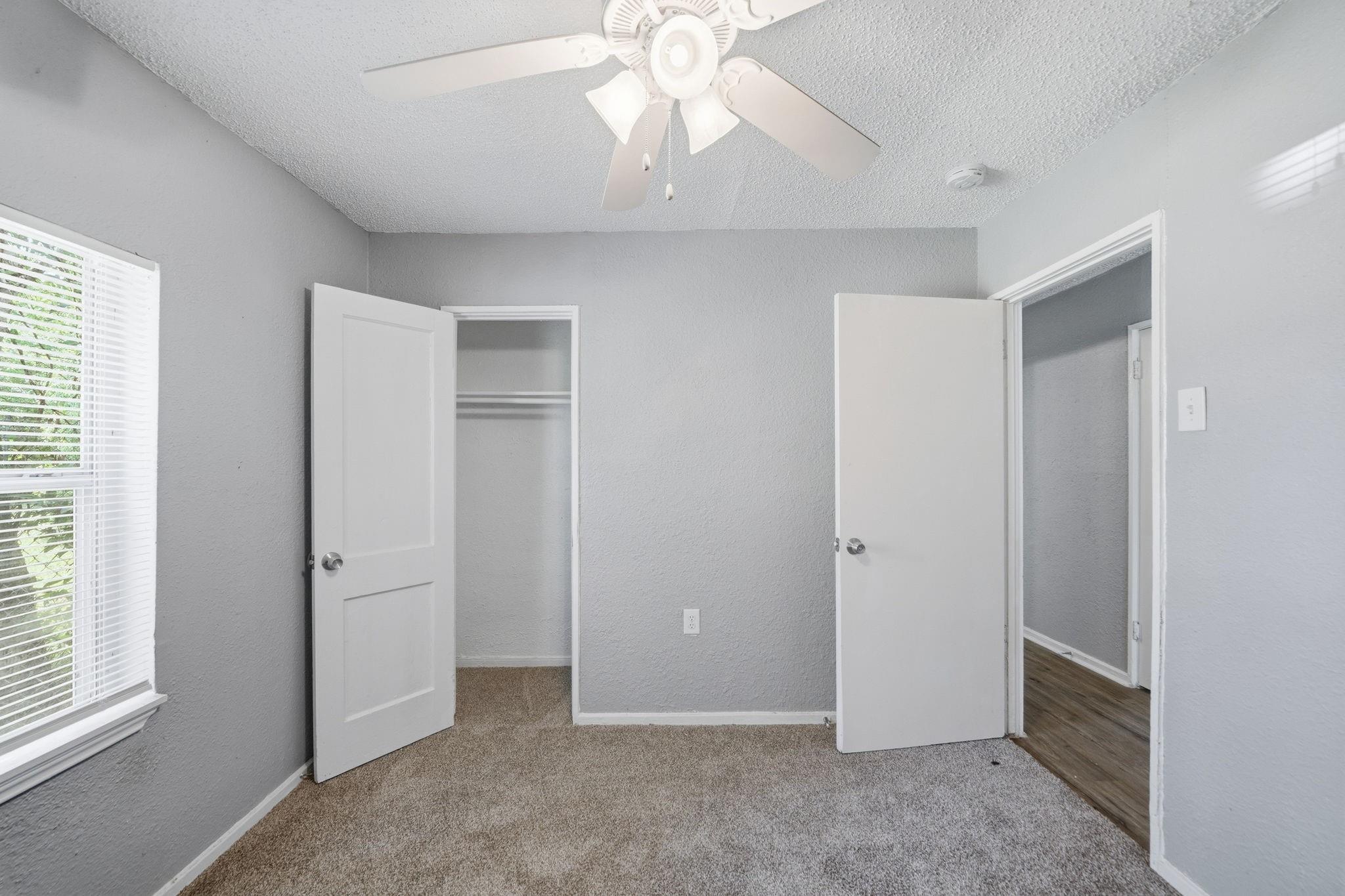 8146 Panay Drive, Houston Tx 77033 Property Photo 20