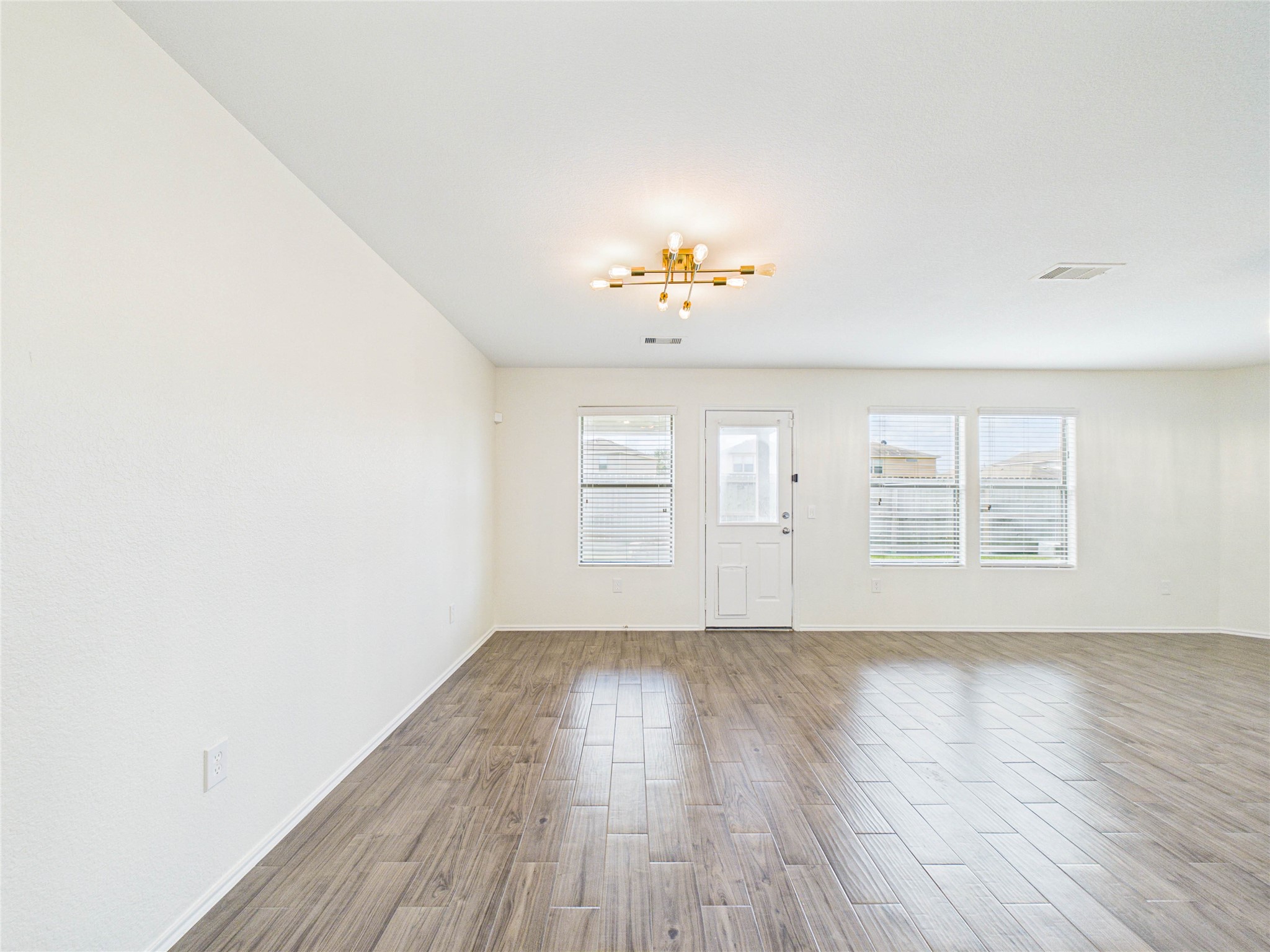 21315 Slate Crossing Lane Property Photo 17