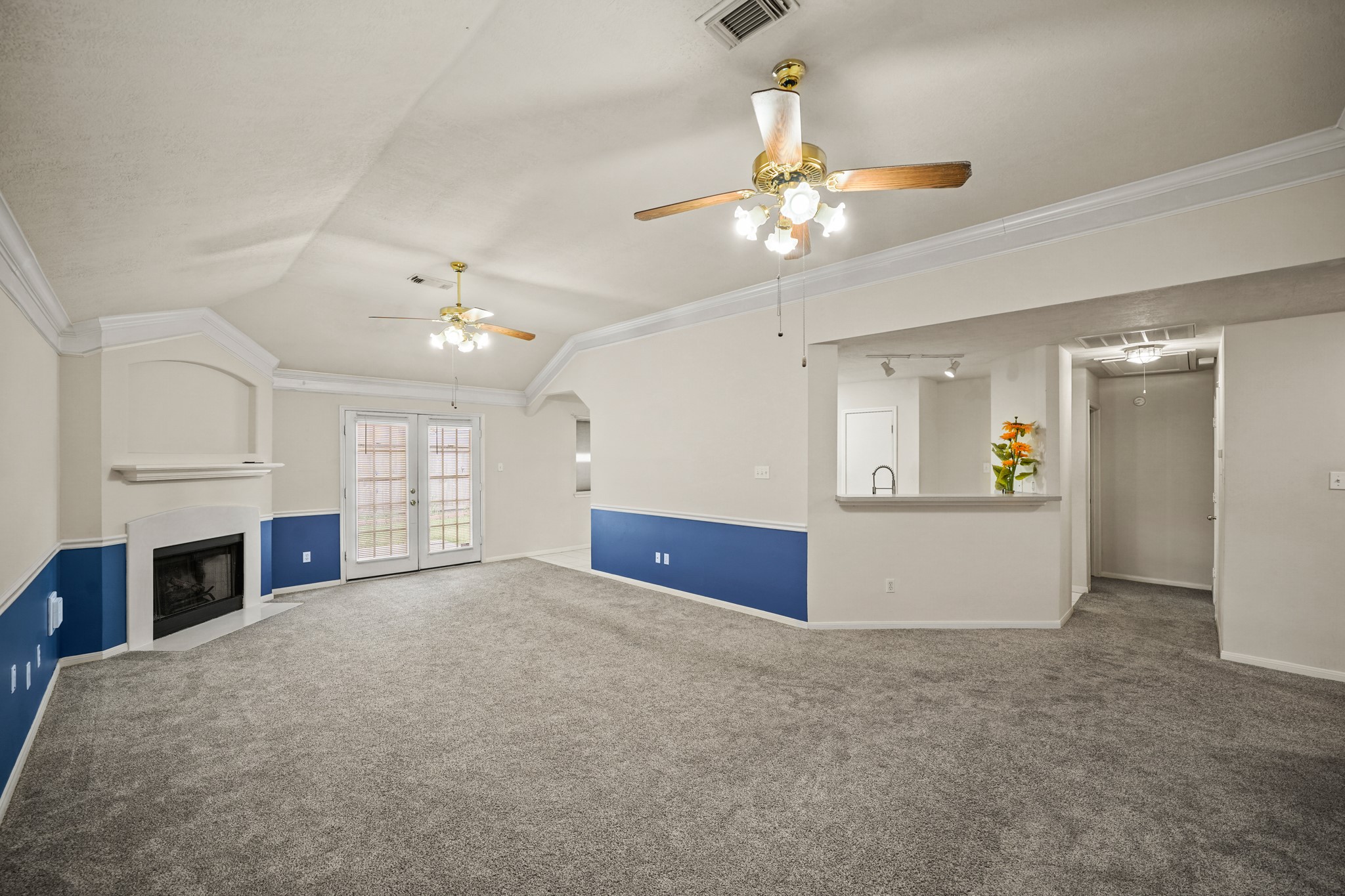 19322 Cactus Rose Drive Property Photo 2