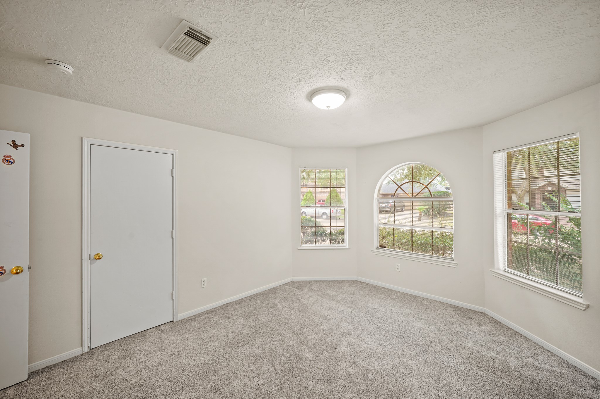 19322 Cactus Rose Drive Property Photo 10